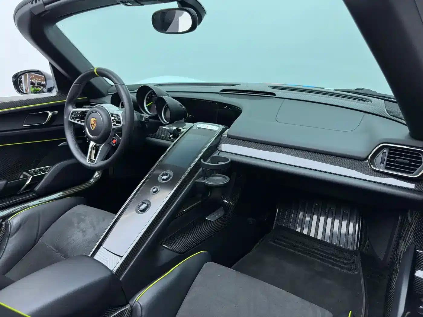 2014 918 Spyder 4.6L — миниатюра 30