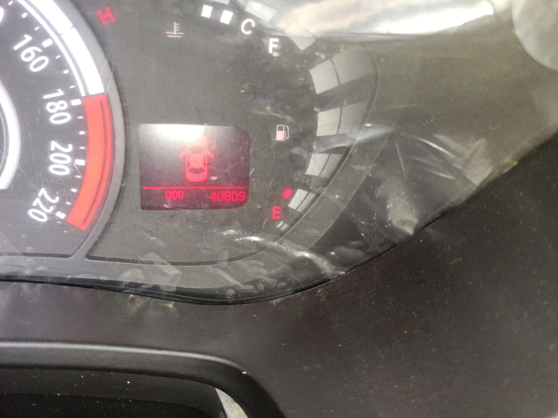 GAC Trumpchi GA3S Vision 2014 1.6L Manual Elite Edition — миниатюра 13