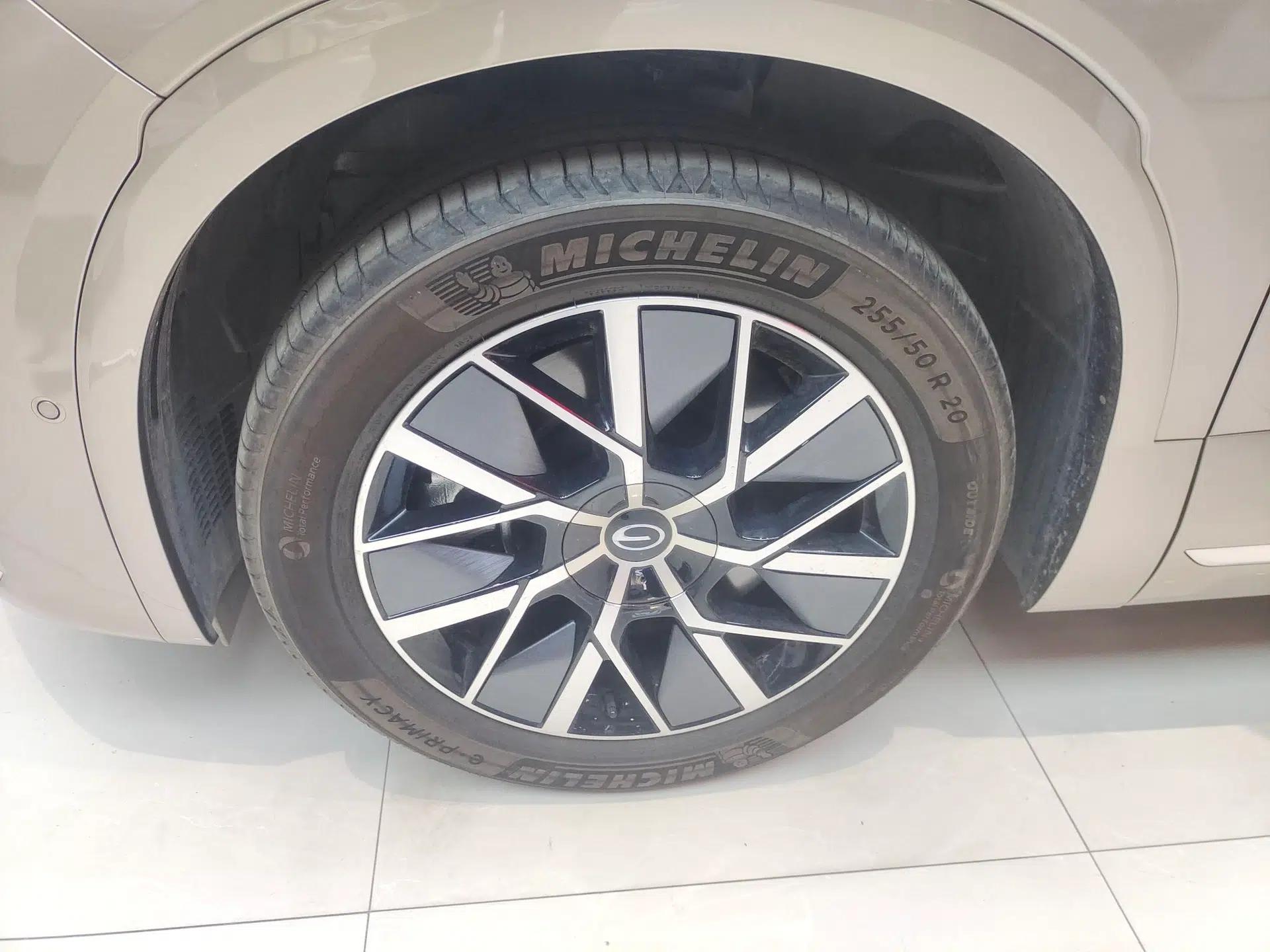 GAC Trumpchi S9 2025 Model Qiankun Ultra 6-Seater — миниатюра 8