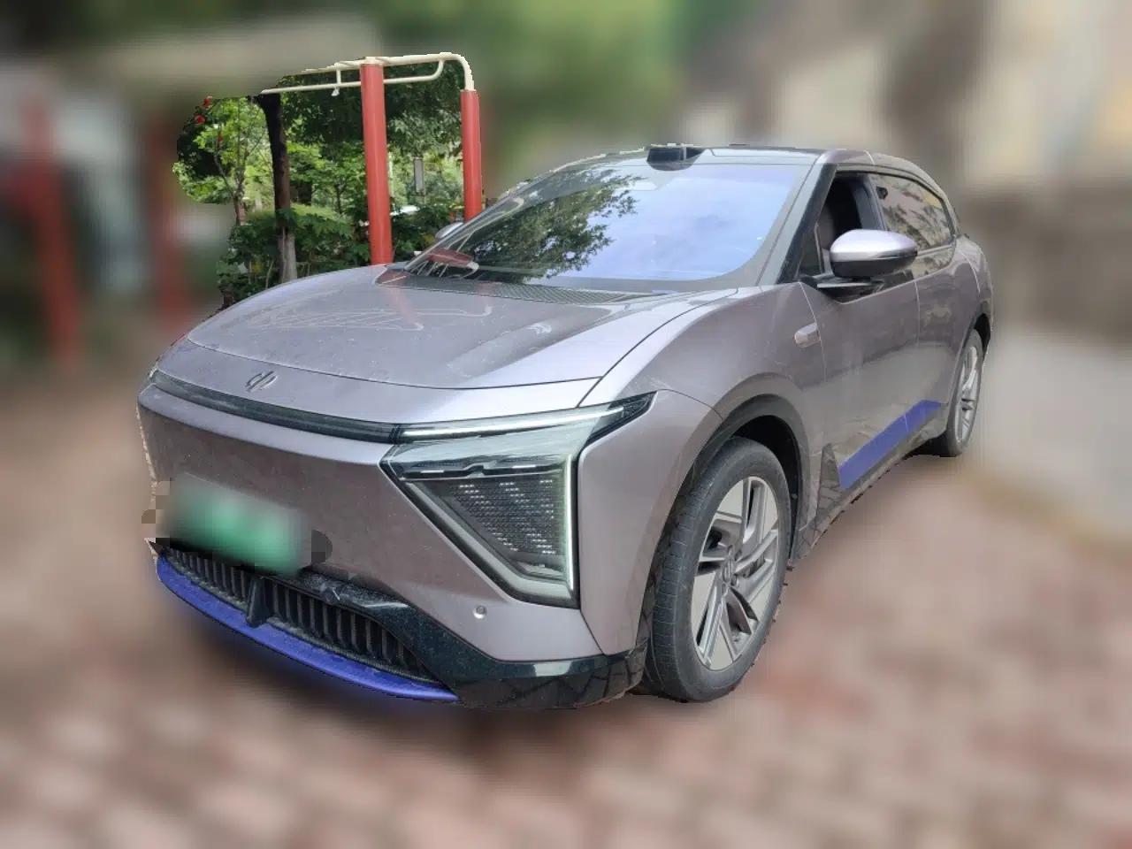 HiPhi Y 2023 560 km Pioneer Edition — миниатюра 1