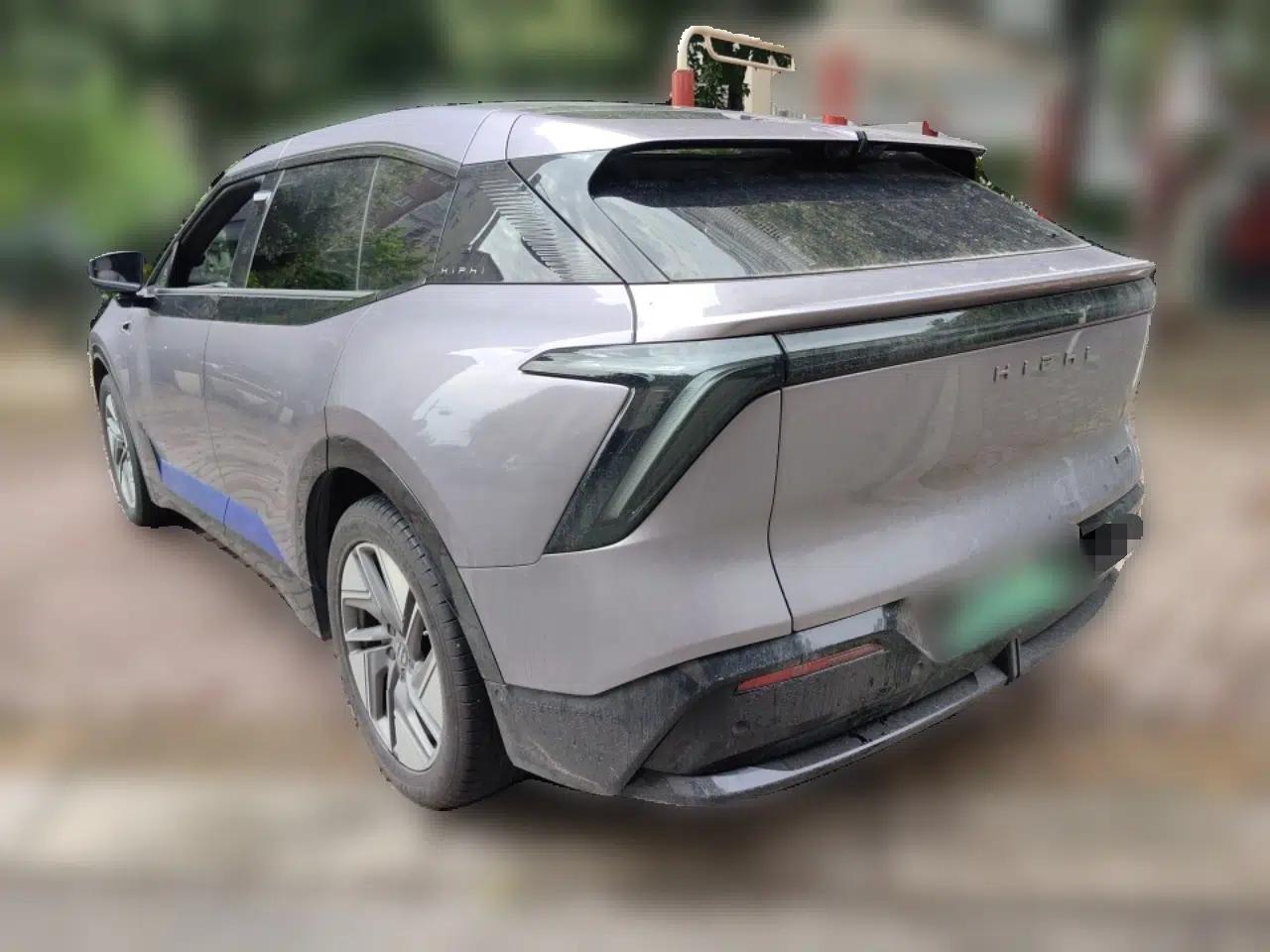 HiPhi Y 2023 560 km Pioneer Edition — миниатюра 4