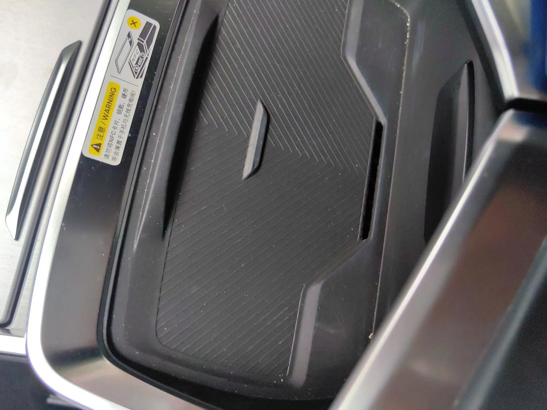 HiPhi Y 2023 560 km Pioneer Edition — миниатюра 9