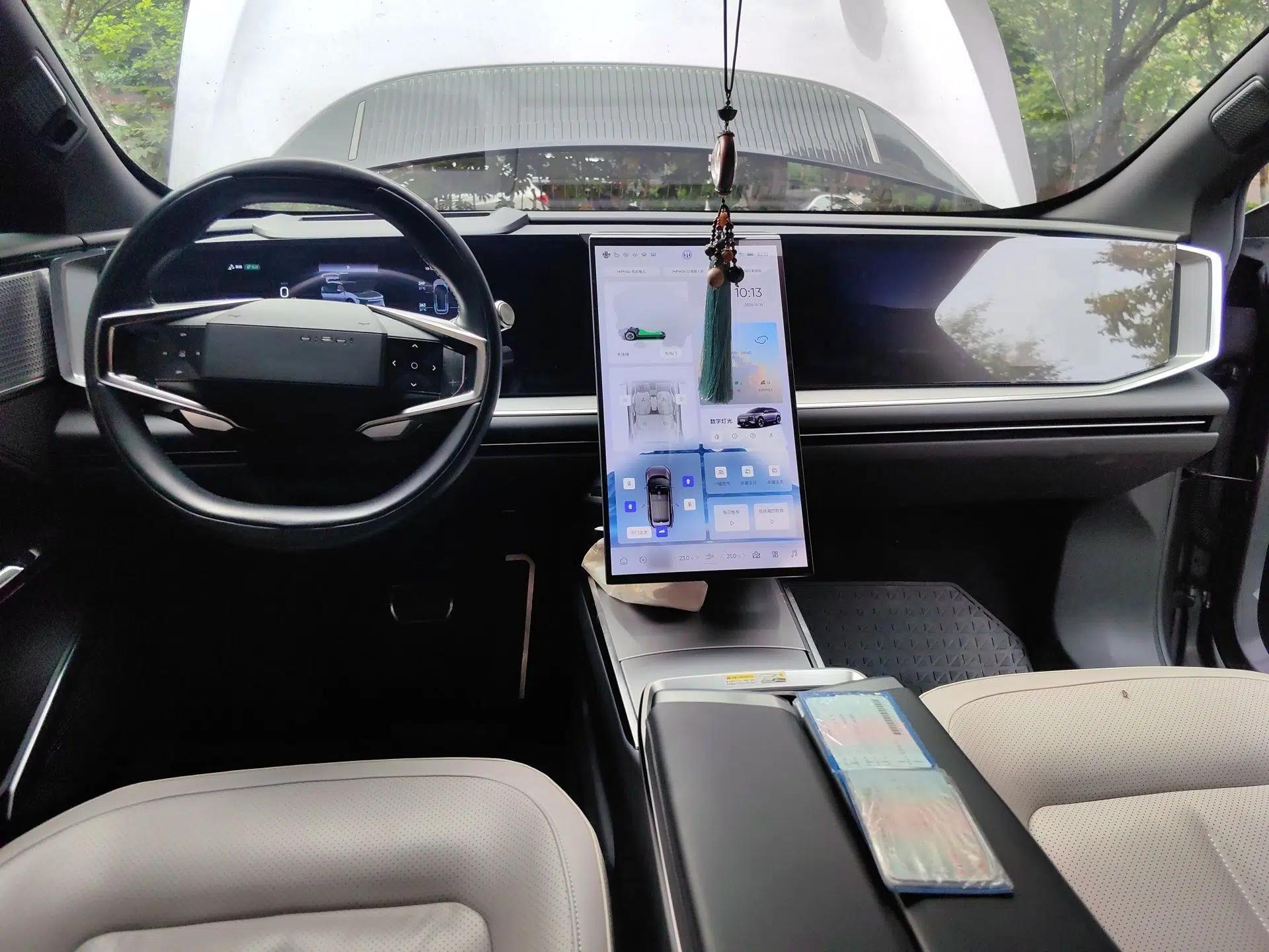HiPhi Y 2023 560 km Pioneer Edition — миниатюра 10