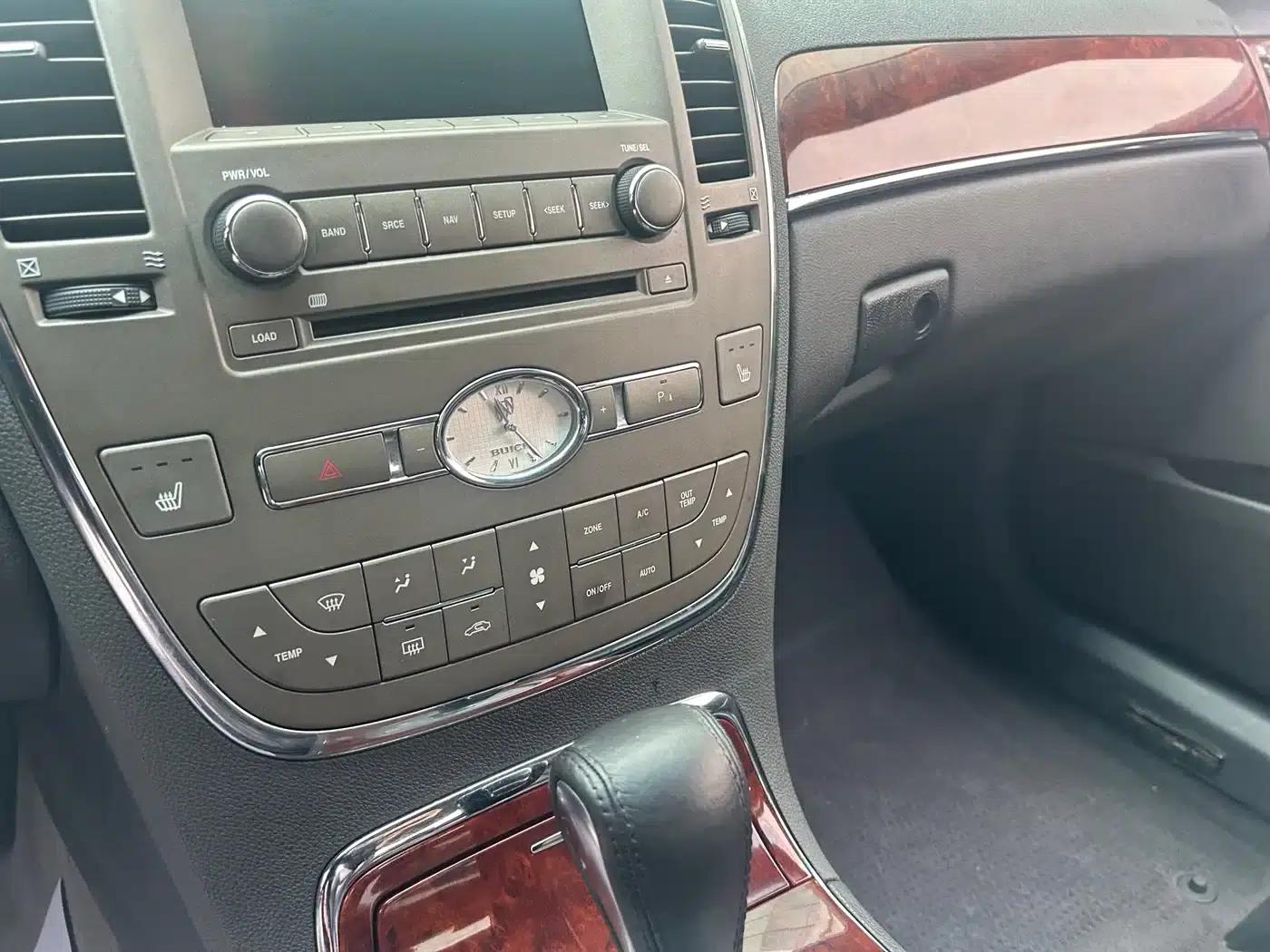 2011 Boao Forum Commemorative Edition Park Avenue — миниатюра 10