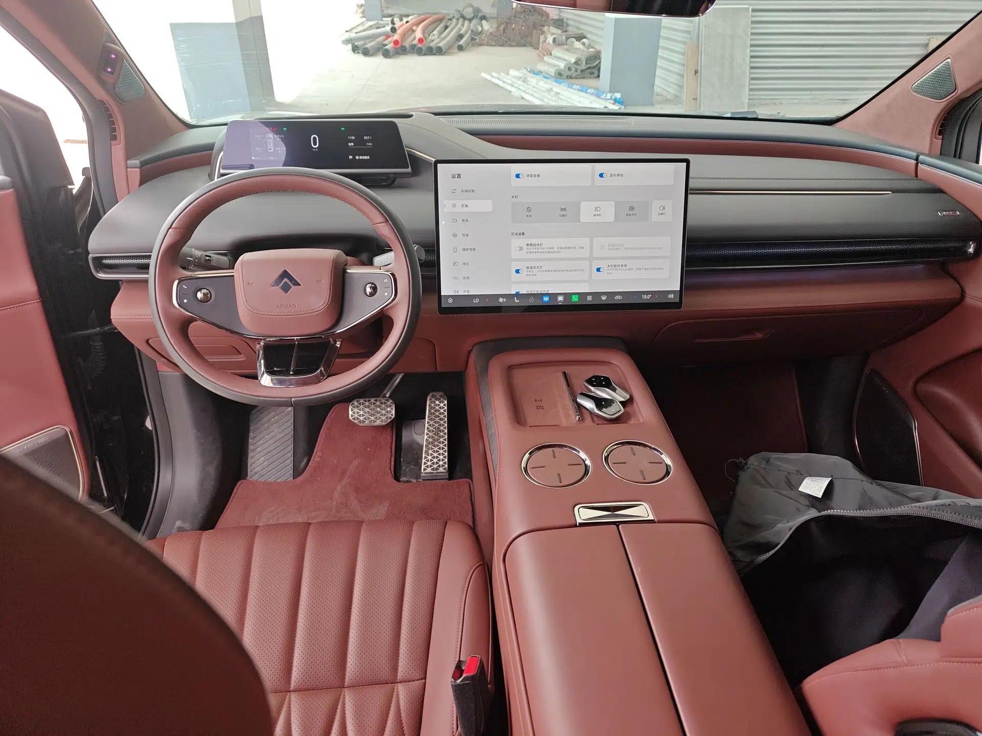 Hyptec HL 2025 700 Ultra Six-Seater All-Wheel-Drive LiDAR Version — миниатюра 13