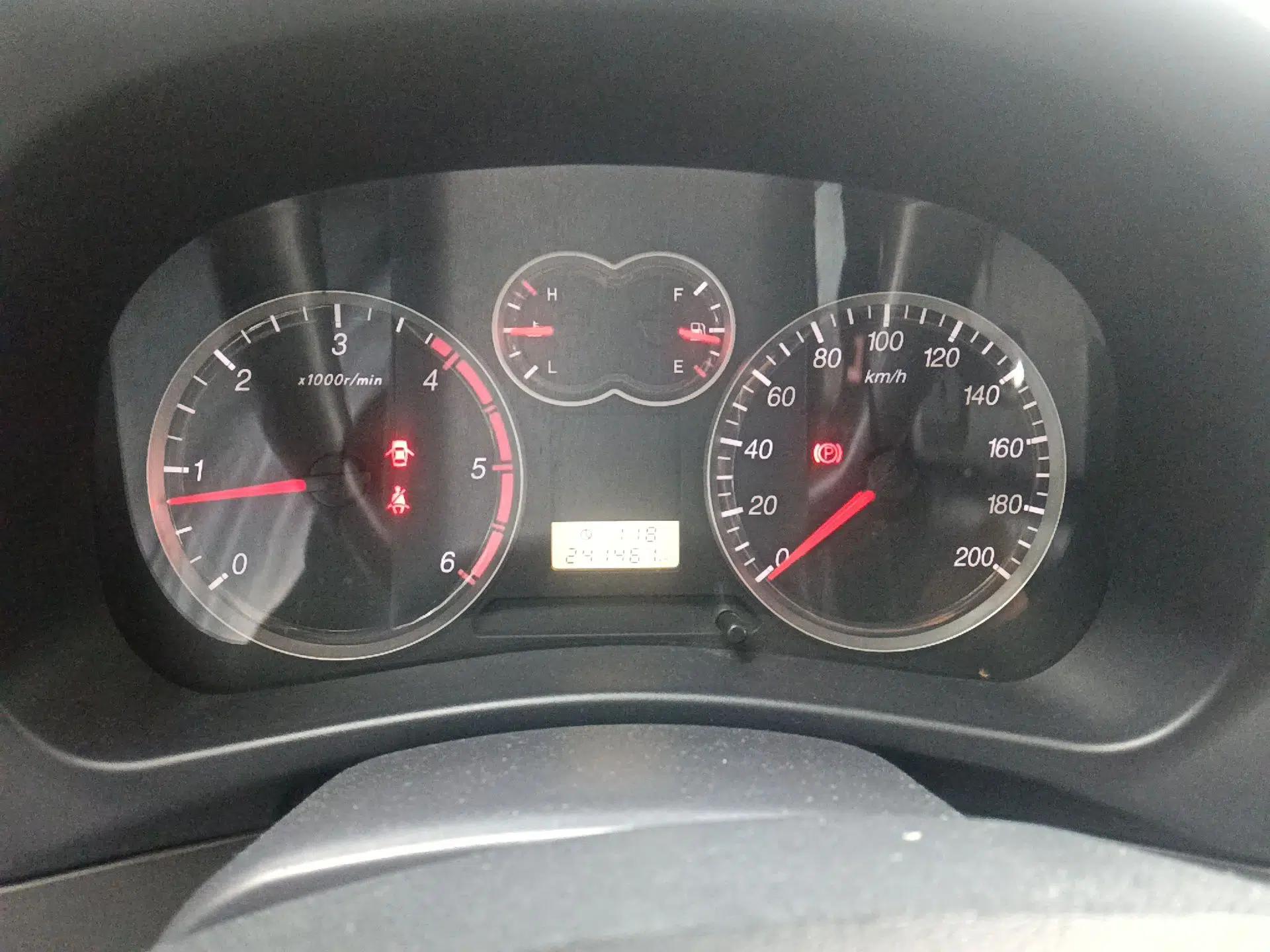 Haval H3 2012 2.5 TCI Two-Wheel-Drive Champion Edition — миниатюра 12