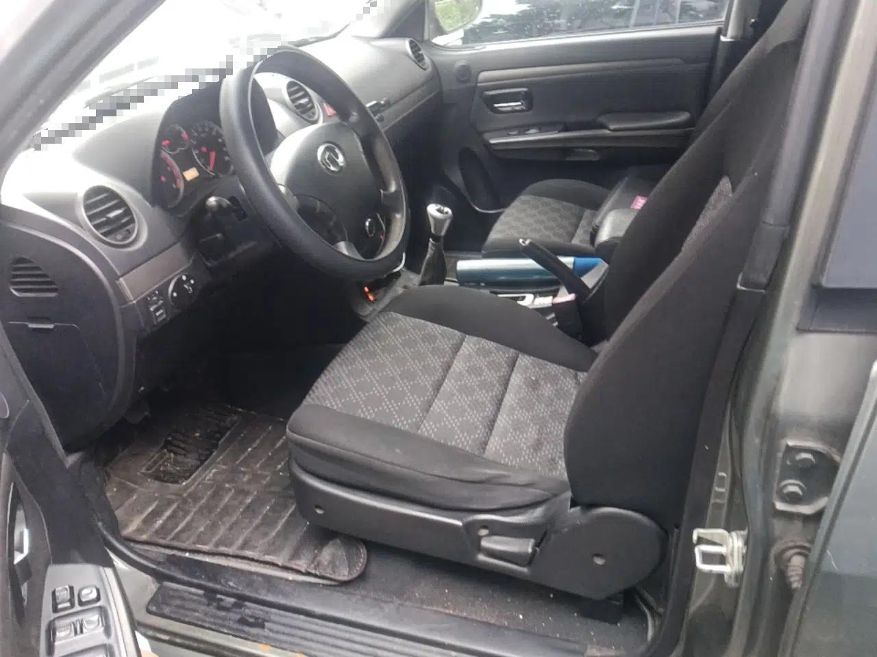Haval H3 2012 2.5 TCI Two-Wheel-Drive Champion Edition — миниатюра 16