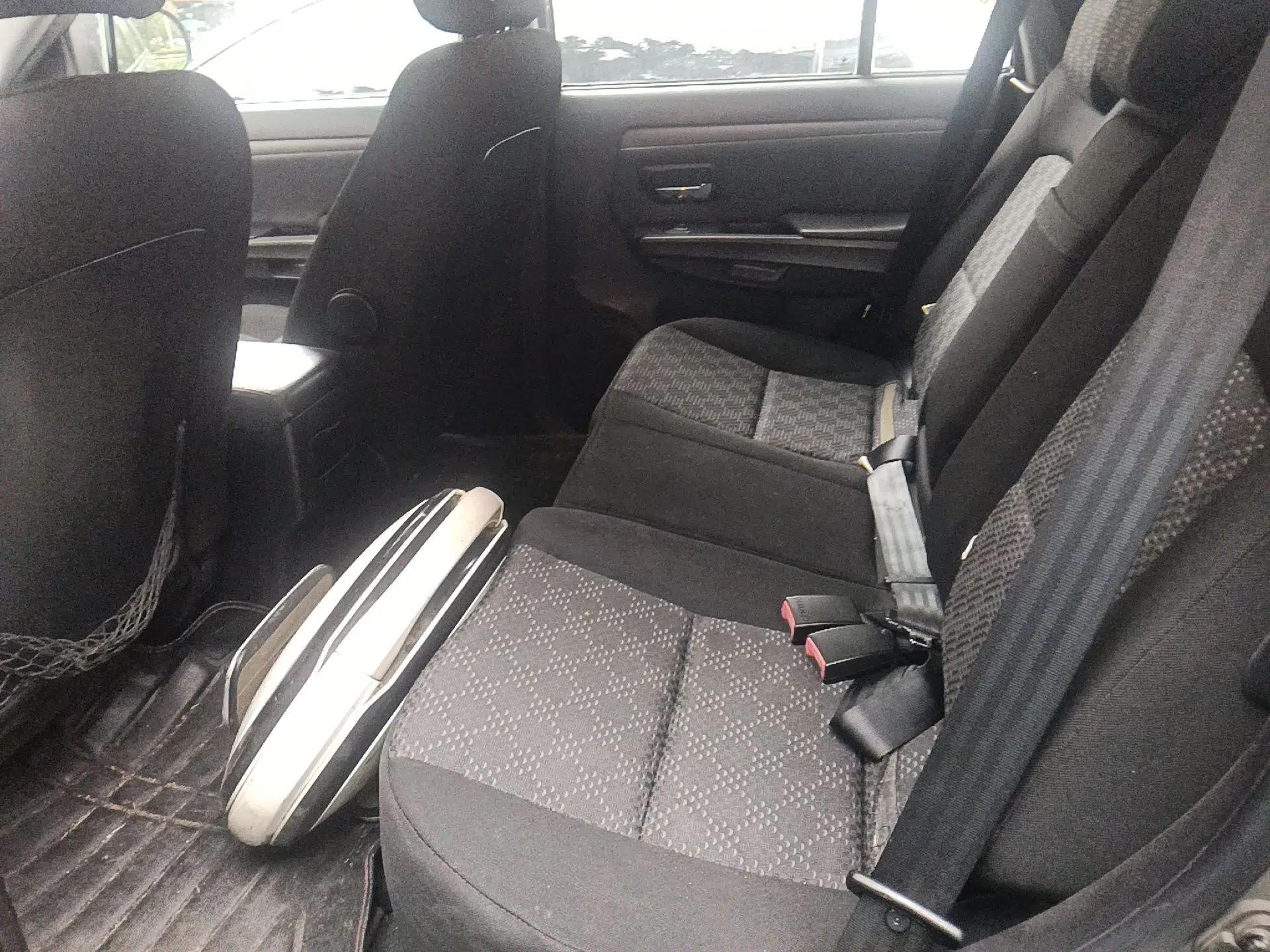 Haval H3 2012 2.5 TCI Two-Wheel-Drive Champion Edition — миниатюра 18