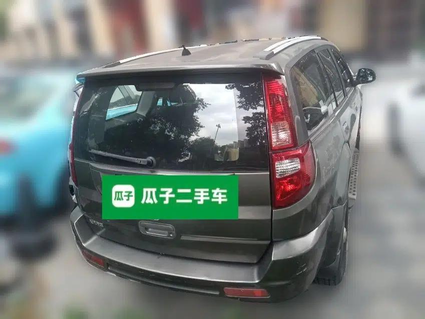 Haval H3 2012 2.5 TCI Two-Wheel-Drive Champion Edition — миниатюра 5