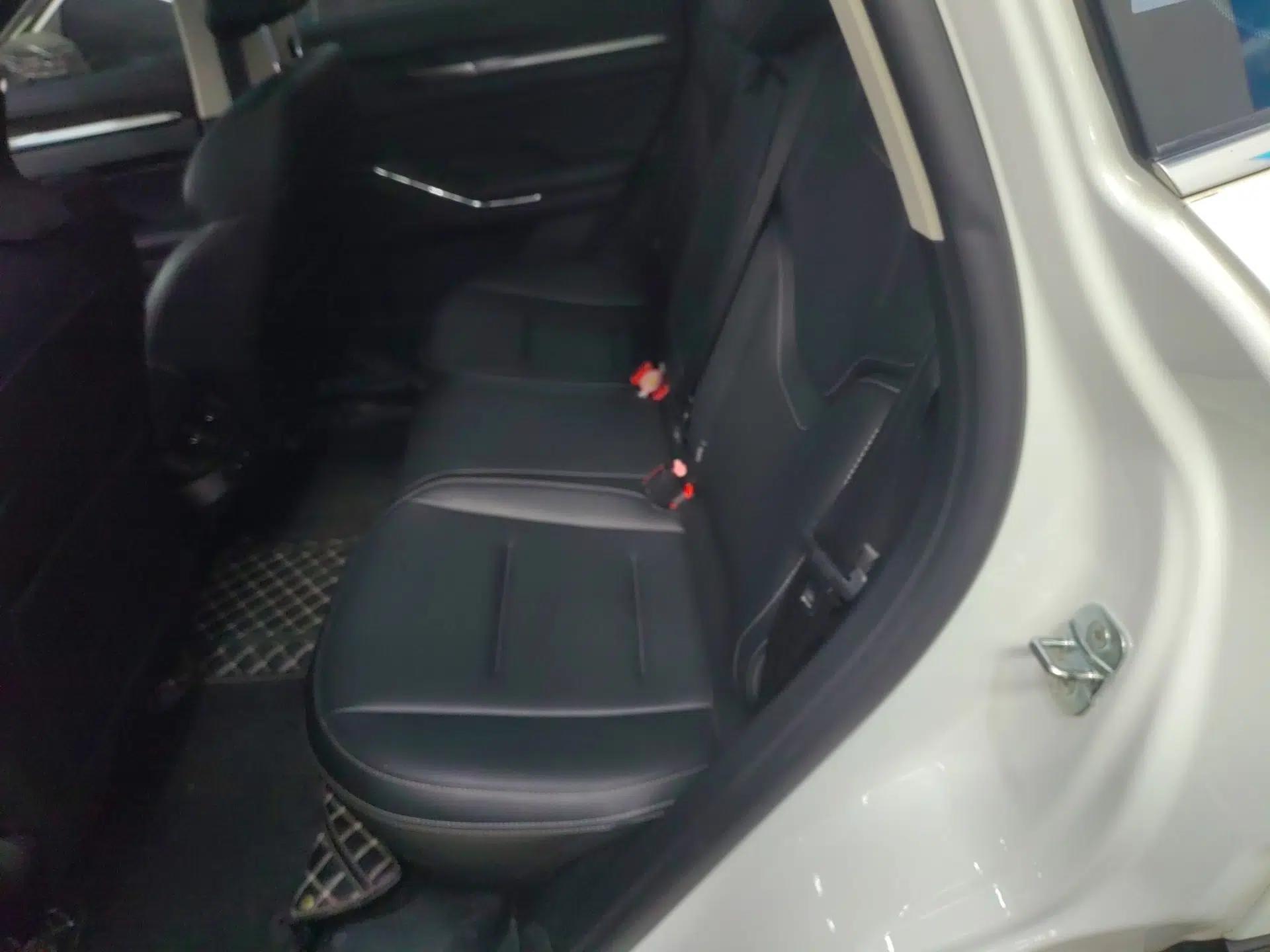 Haval H6 New Energy 2023 DHT-PHEV 55KM Enjoyment Edition — миниатюра 20