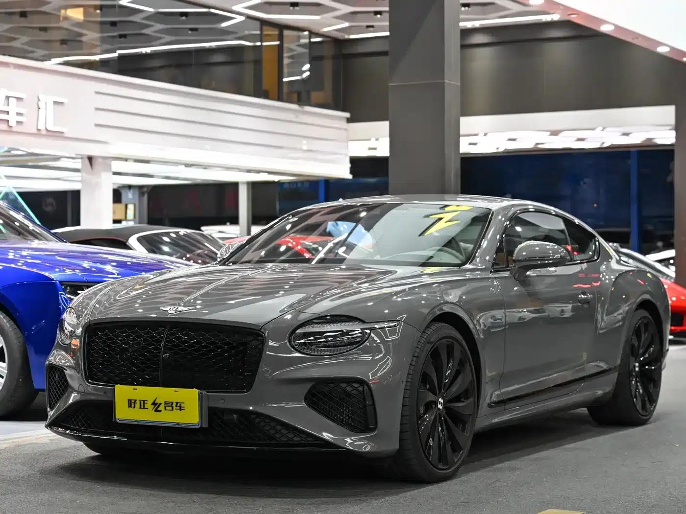 2026 Continental Plug-in Hybrid GT Base Model — миниатюра 1