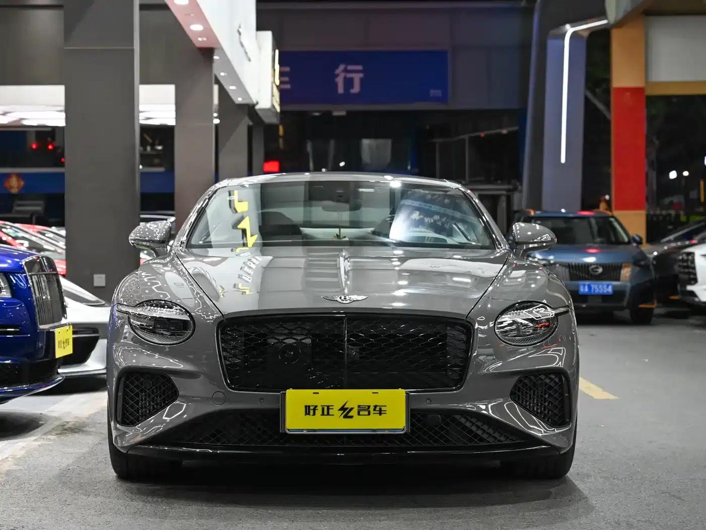 2026 Continental Plug-in Hybrid GT Base Model — миниатюра 2