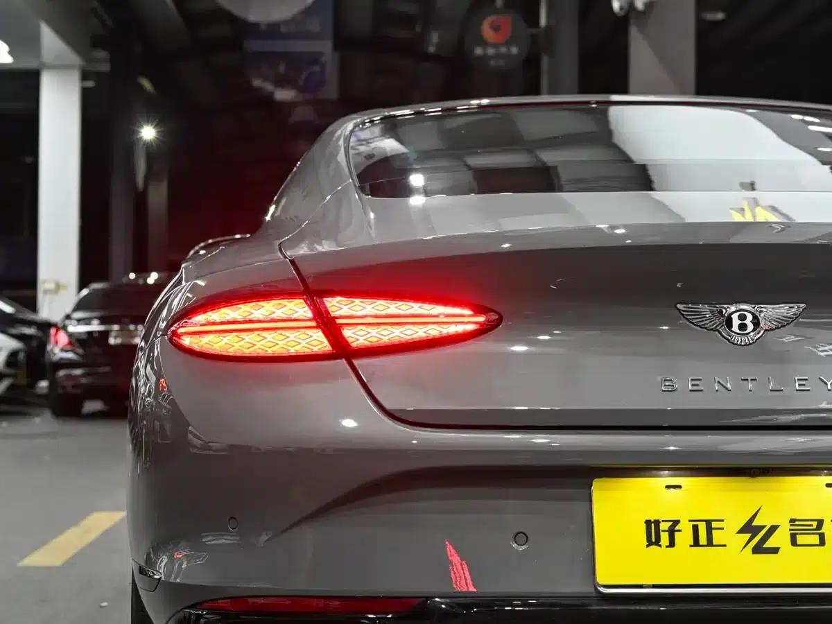 2026 Continental Plug-in Hybrid GT Base Model — миниатюра 20