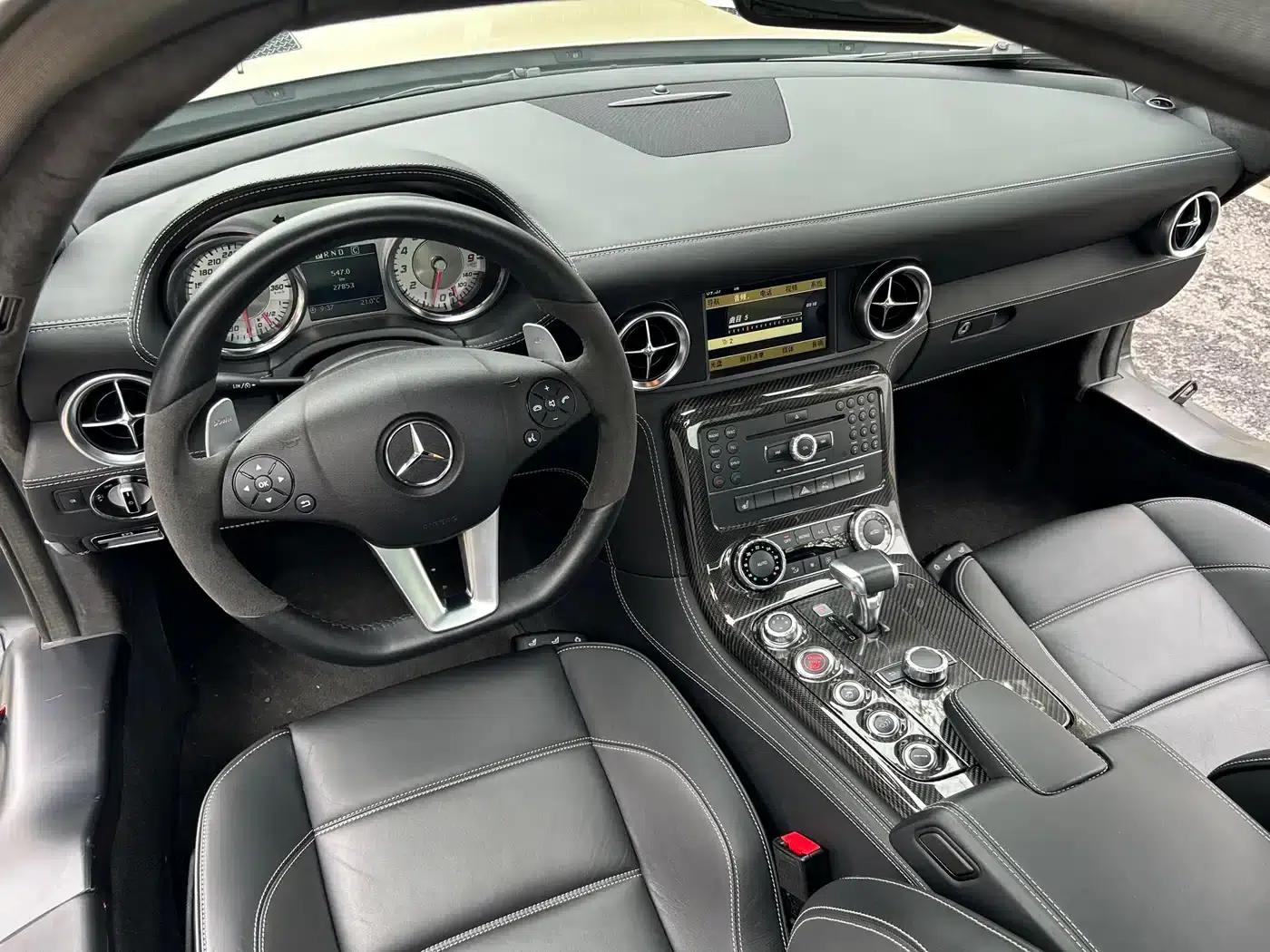 2011 Mercedes-Benz SLS AMG — миниатюра 12