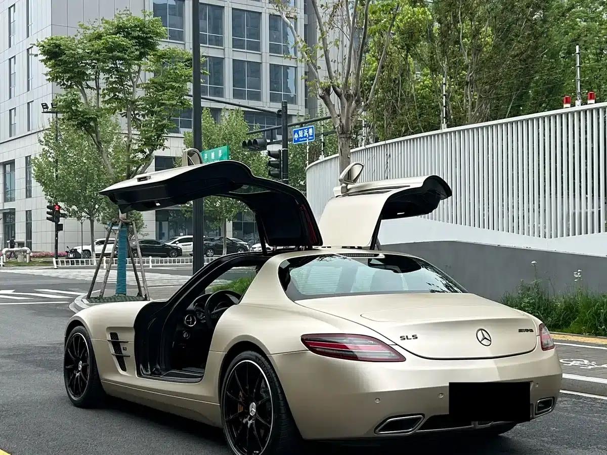 2011 Mercedes-Benz SLS AMG — миниатюра 3