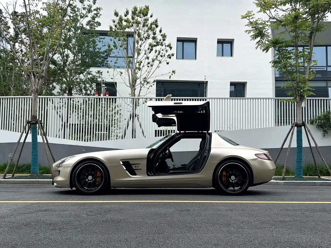 2011 Mercedes-Benz SLS AMG — миниатюра 7