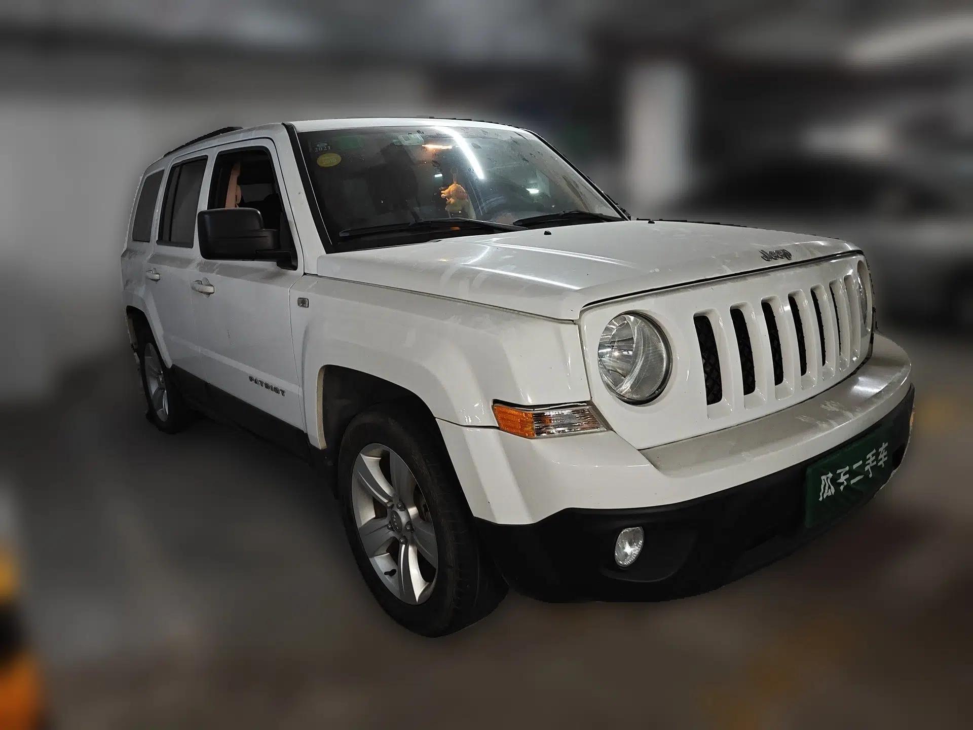 Jeep Patriot 2014 2.0L Sport Enhanced Edition — миниатюра 3