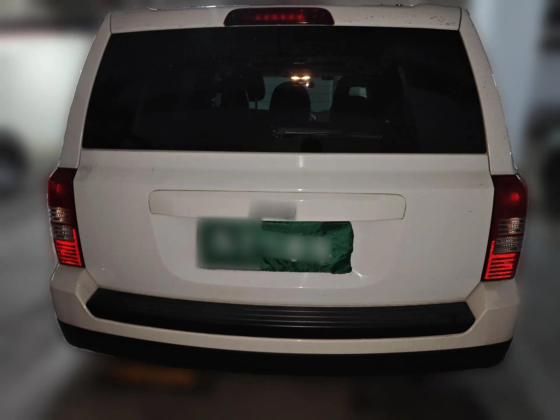 Jeep Patriot 2014 2.0L Sport Enhanced Edition — миниатюра 5