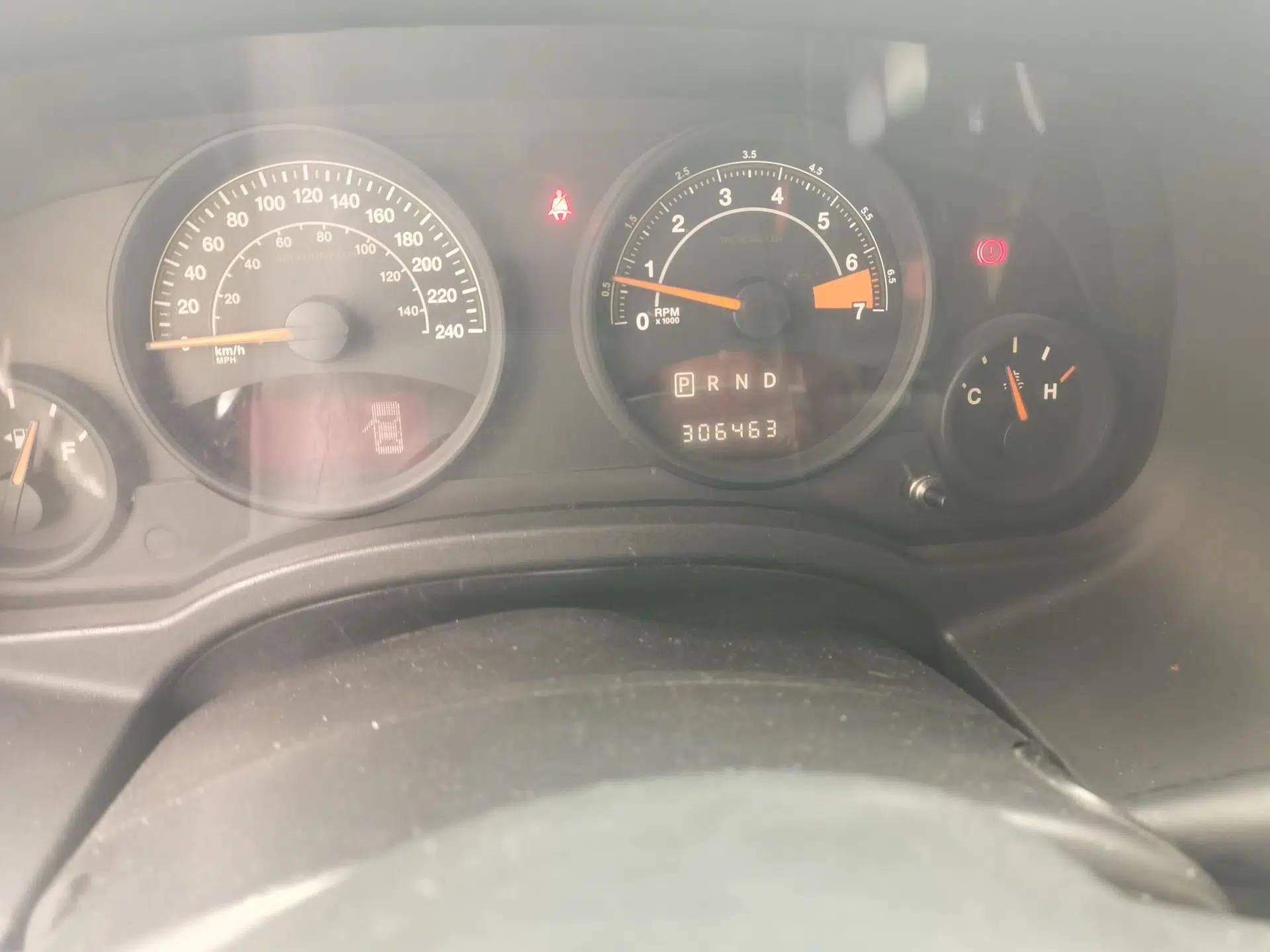 Jeep Patriot 2012 2.4 Sport Edition — миниатюра 13