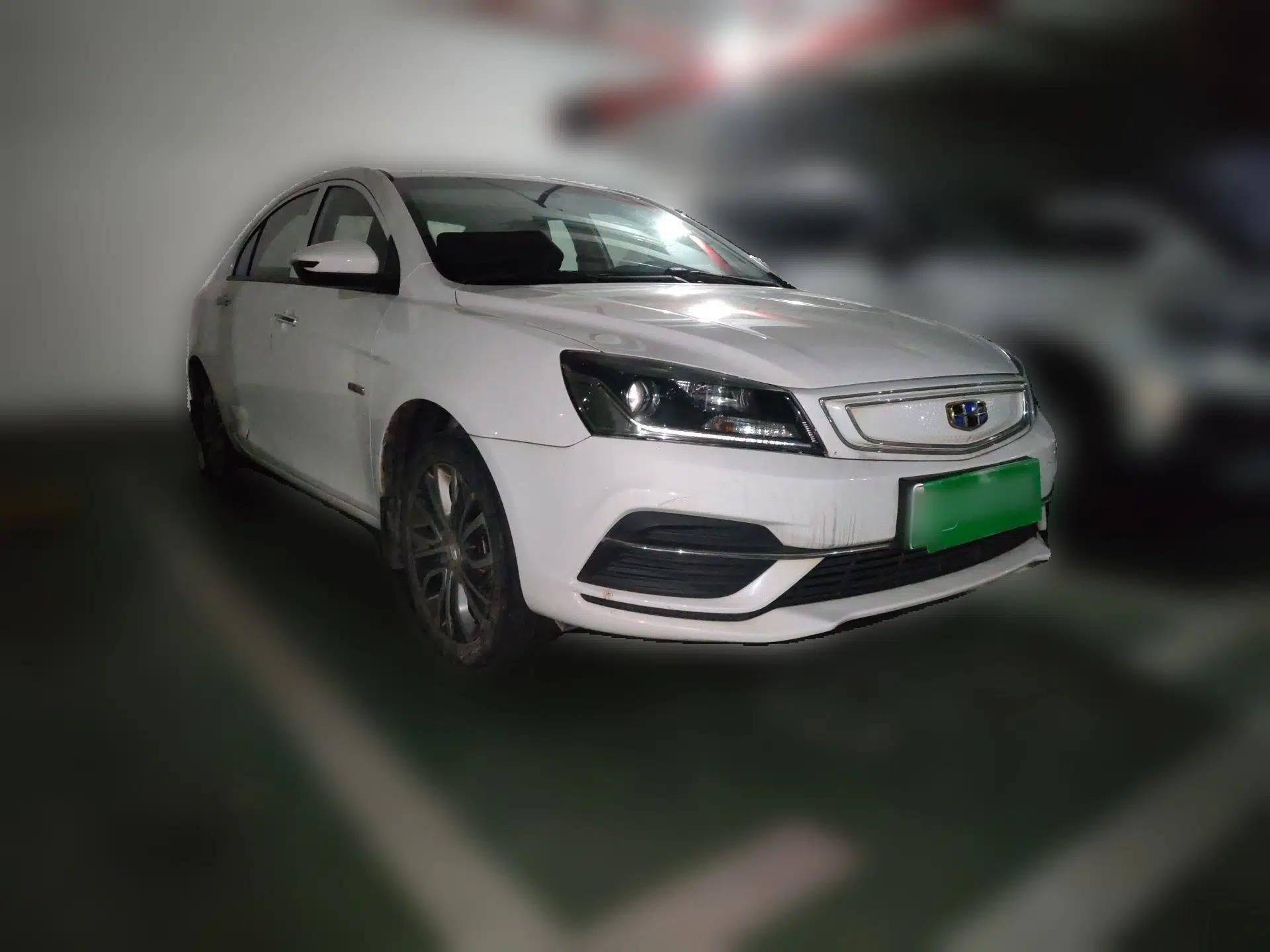 Geely Auto Emgrand New Energy 2018 EV450 Ambition Model — миниатюра 3
