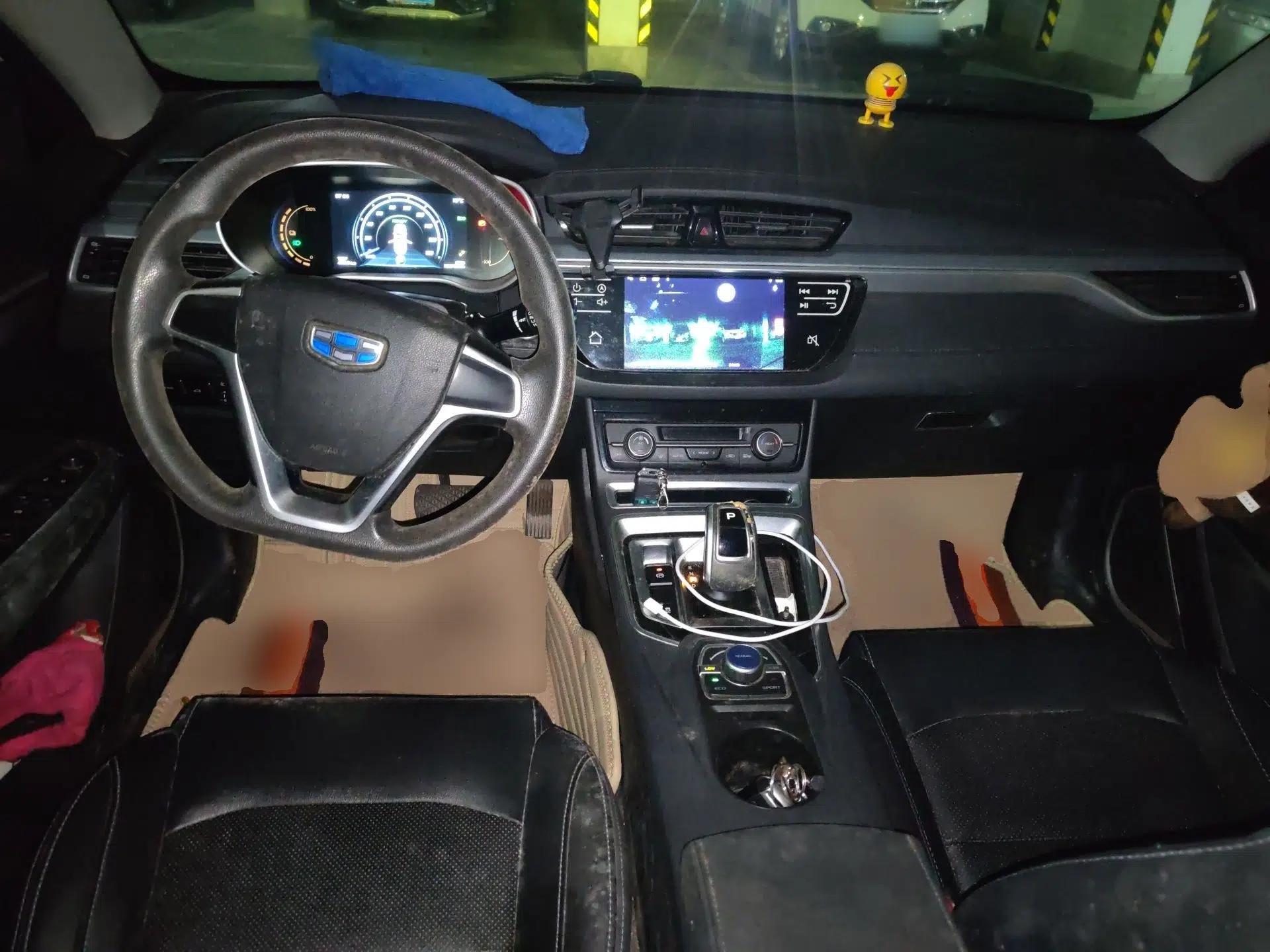 Geely Auto Emgrand New Energy 2018 EV450 Ambition Model — миниатюра 10