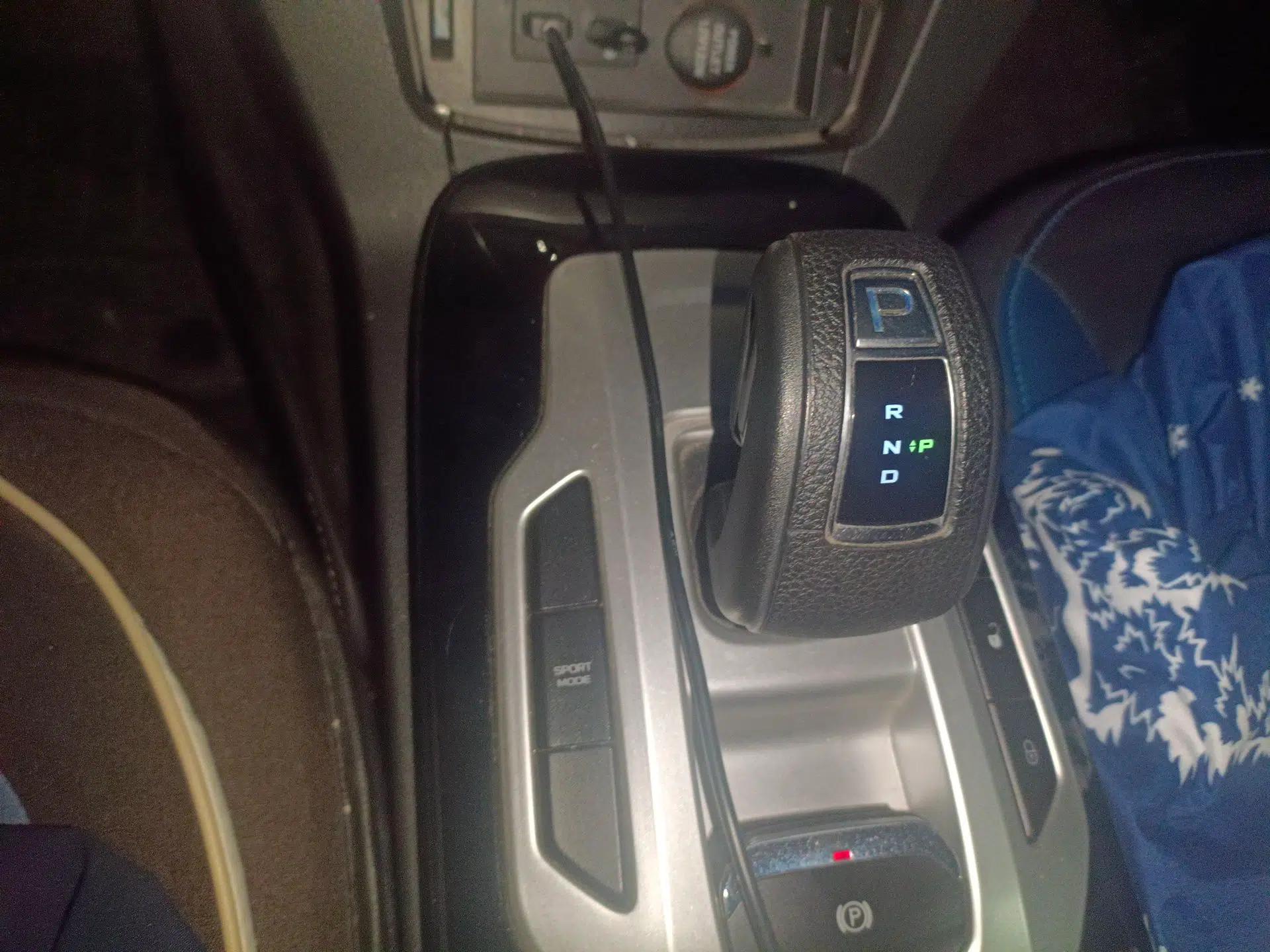 Geely Auto Emgrand New Energy 2016 EV Elite Model — миниатюра 15
