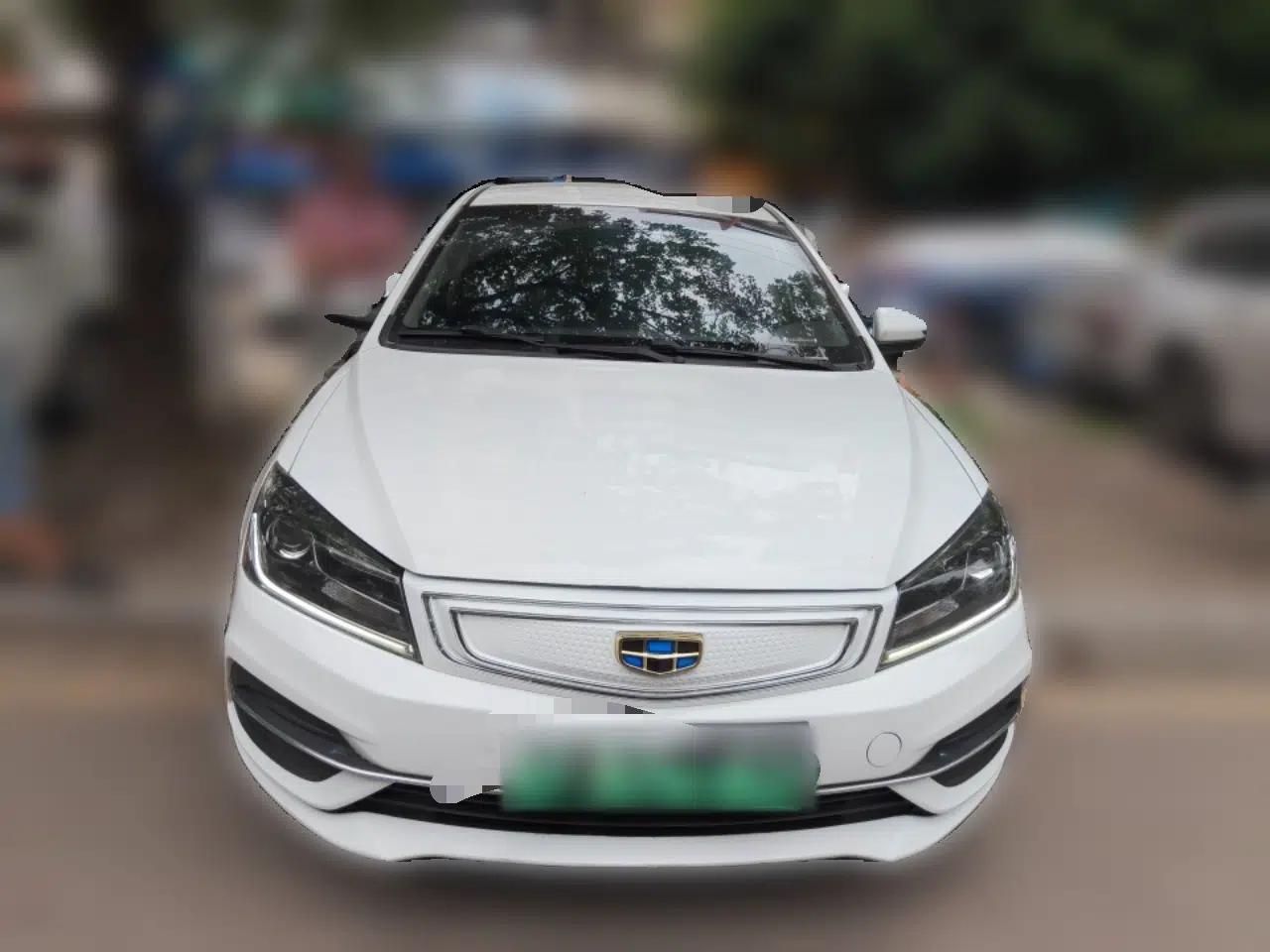 Geely Auto Emgrand New Energy 2018 EV450 Ambition Model — миниатюра 2