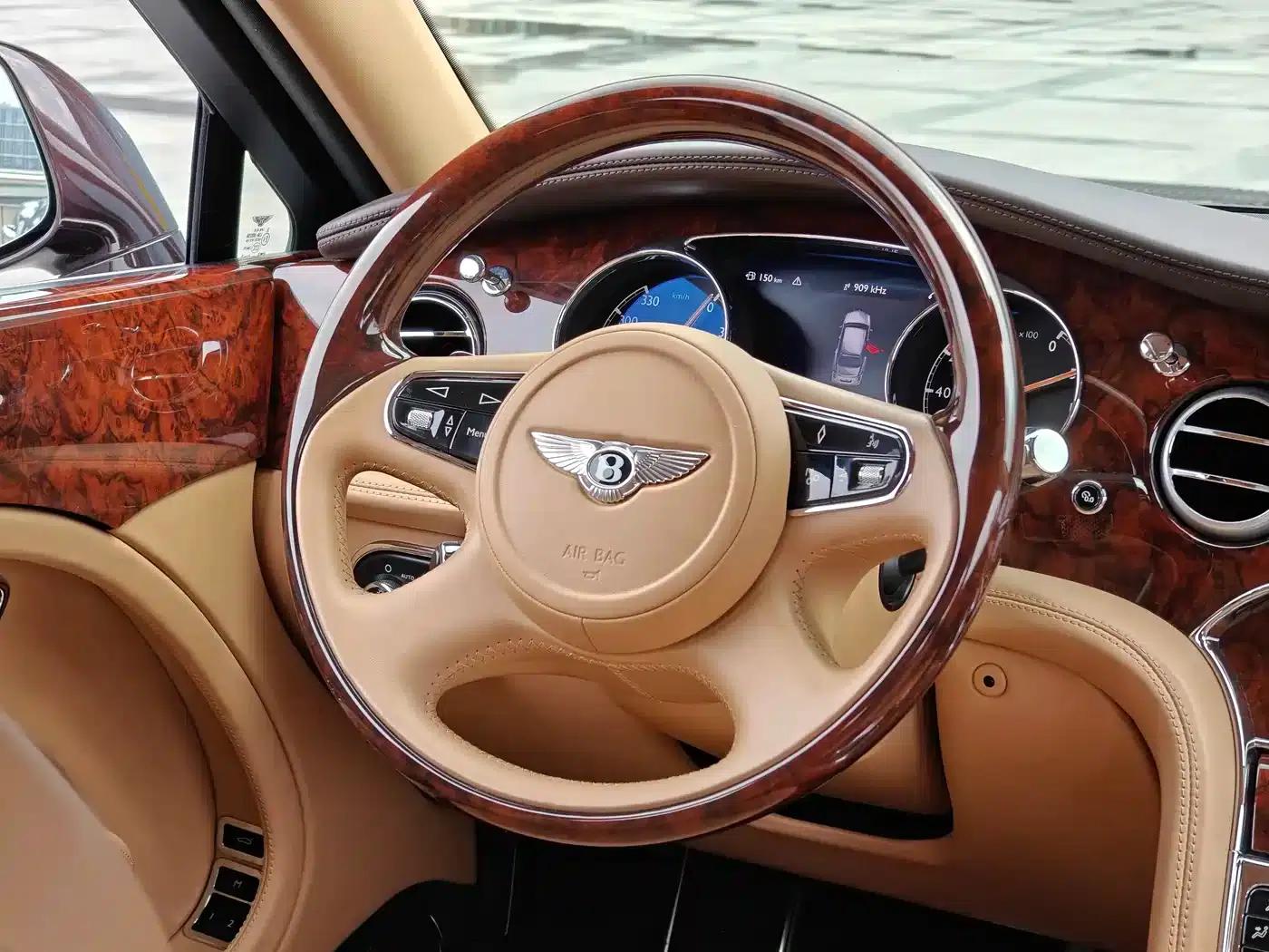 Mulsanne 2017 6.8T Long Wheelbase — миниатюра 11