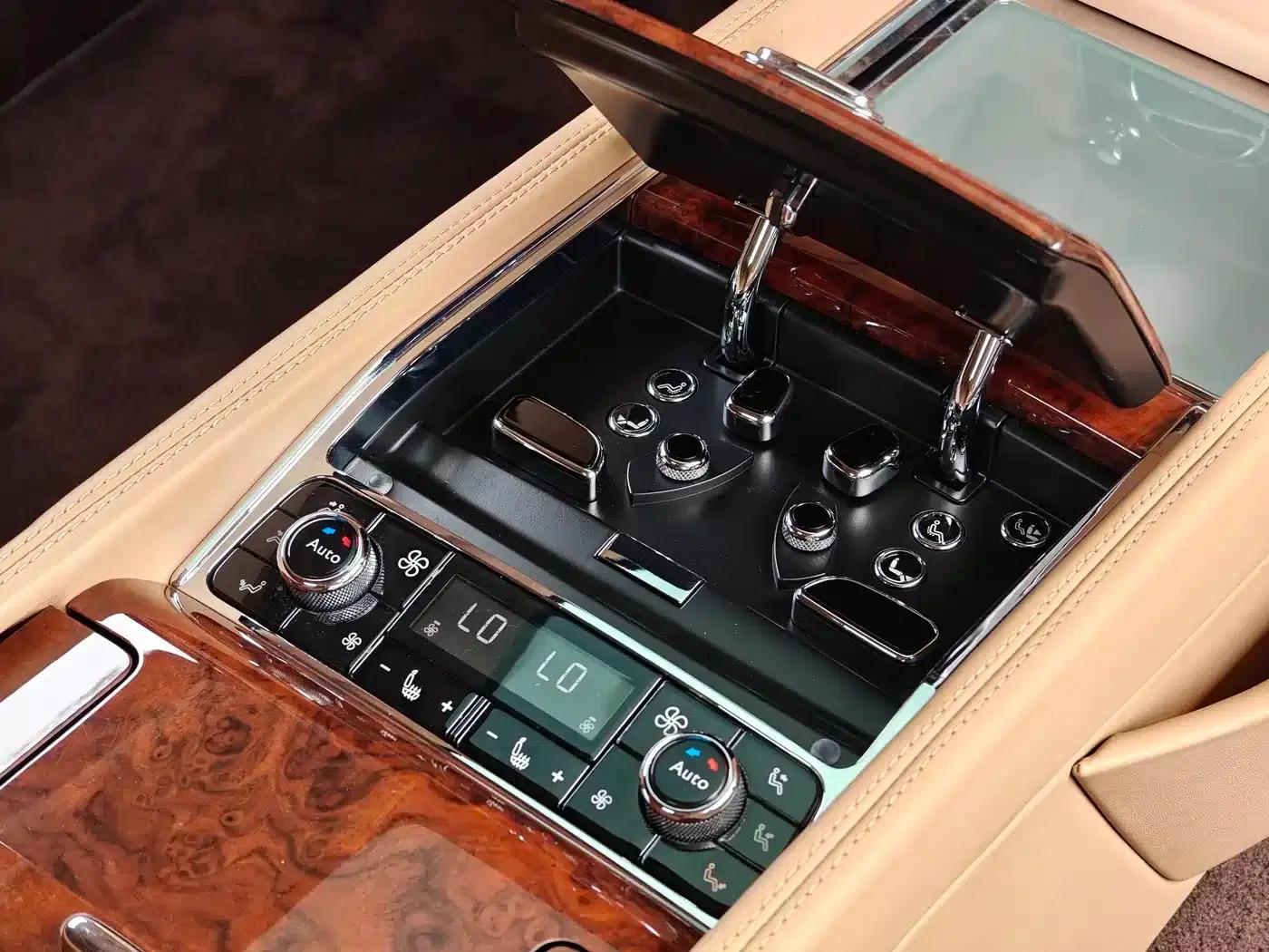 Mulsanne 2017 6.8T Long Wheelbase — миниатюра 14
