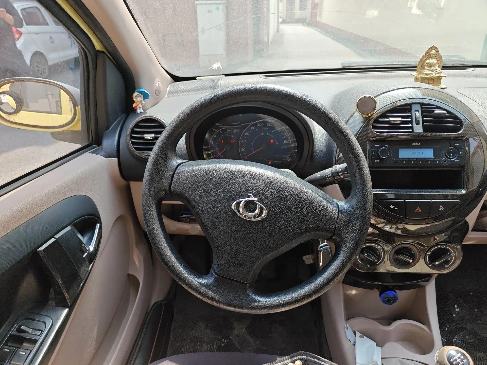 Geely Auto Panda Classic 2011 1.3L Manual Comfort II — миниатюра 11