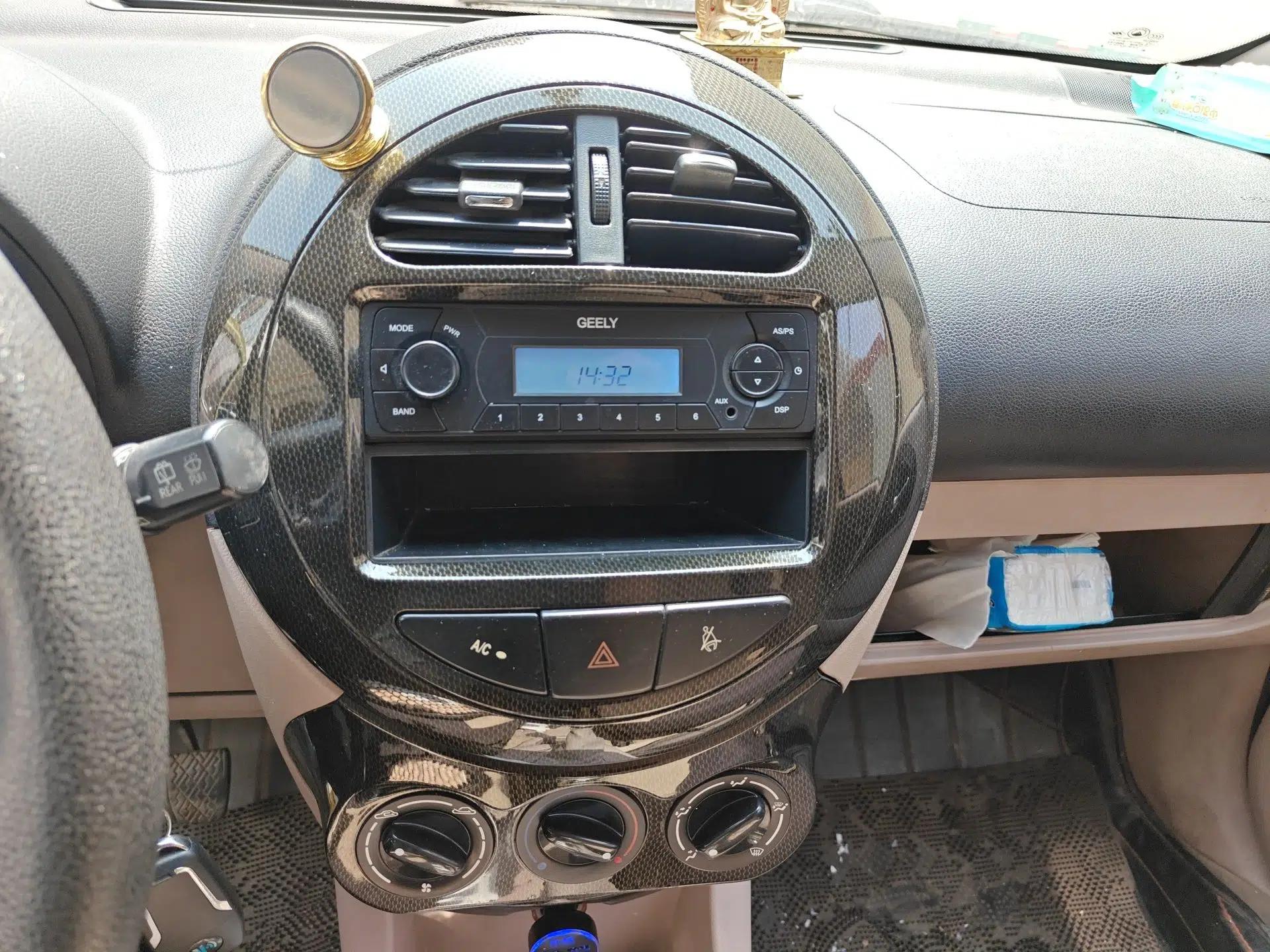 Geely Auto Panda Classic 2011 1.3L Manual Comfort II — миниатюра 14