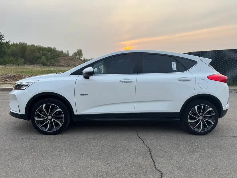 Geely Auto Emgrand GSe 2018 ZhenShang Model — миниатюра 3