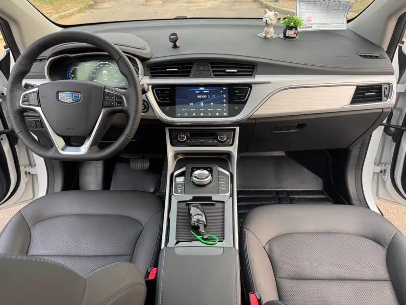 Geely Auto Emgrand GSe 2018 ZhenShang Model — миниатюра 21