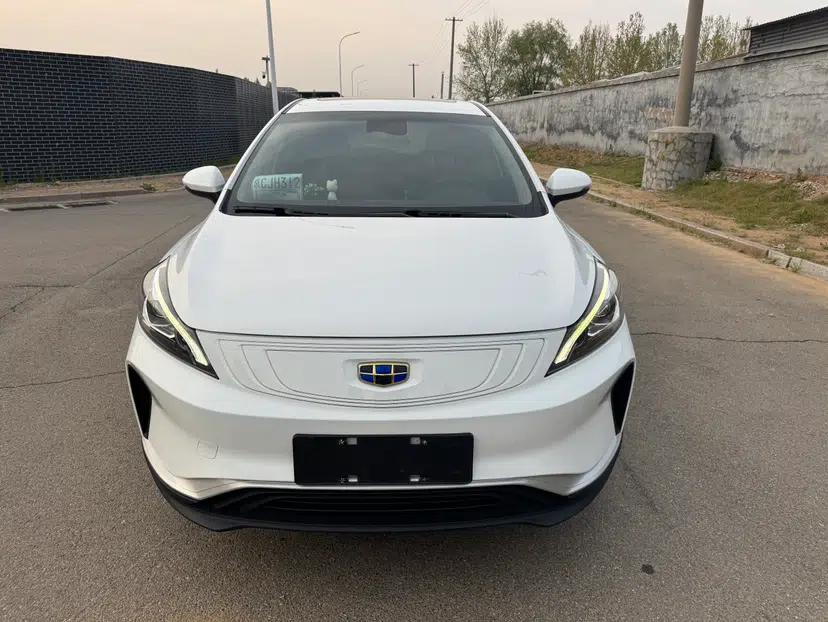 Geely Auto Emgrand GSe 2018 ZhenShang Model — миниатюра 9