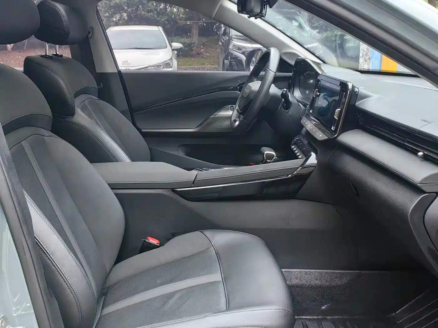 Baojun Valli 2021 1.5T Nagqu Fanxing CVT Flagship Edition — миниатюра 7