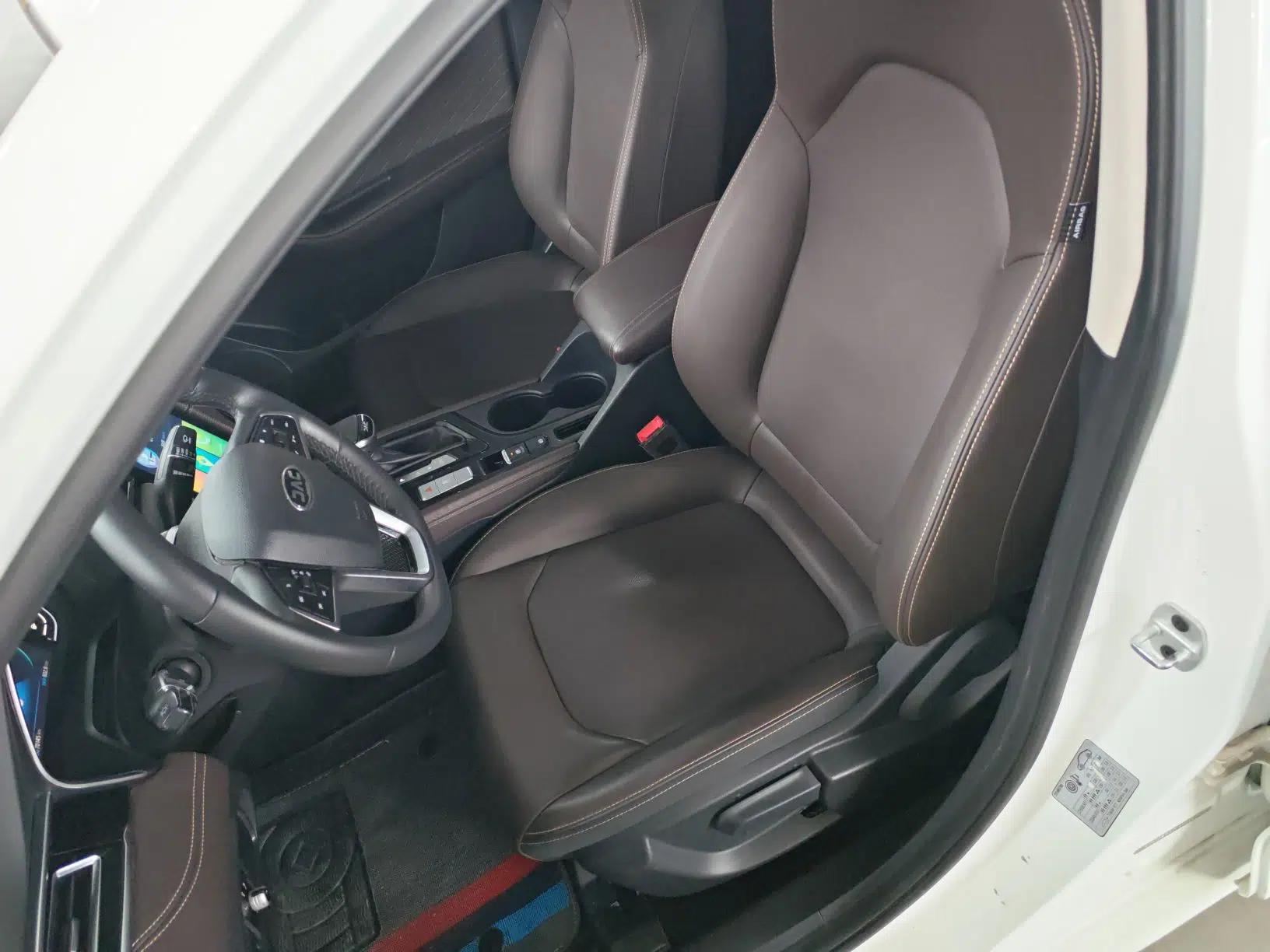 JAC Group J7 2020 1.5T CVT Superior Trim — миниатюра 17