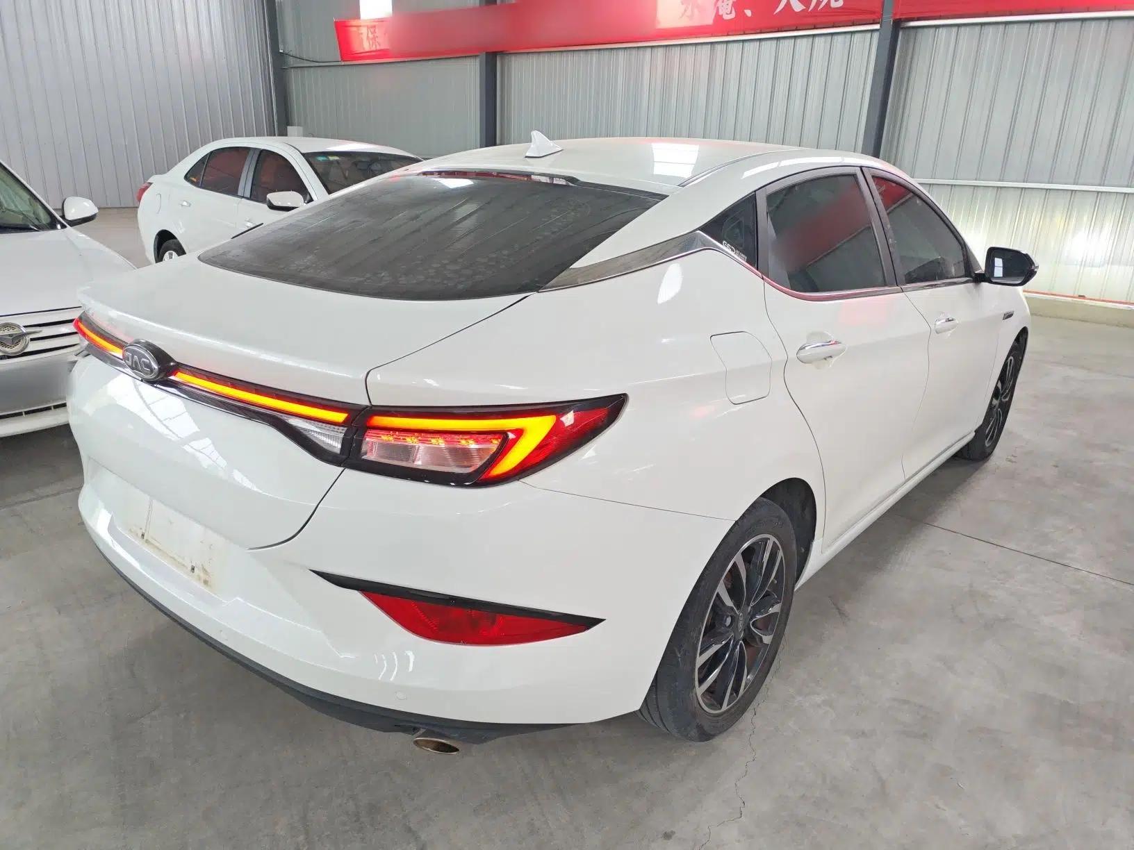 JAC Group J7 2020 1.5T CVT Superior Trim — миниатюра 4