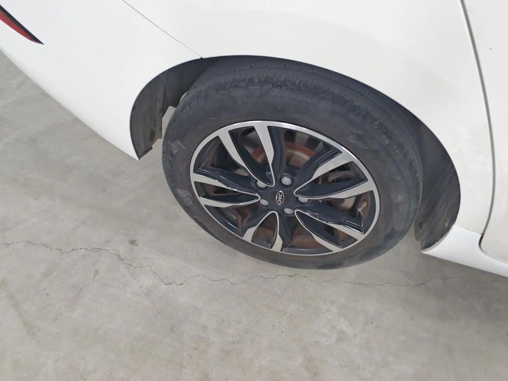 JAC Group J7 2020 1.5T CVT Superior Trim — миниатюра 10