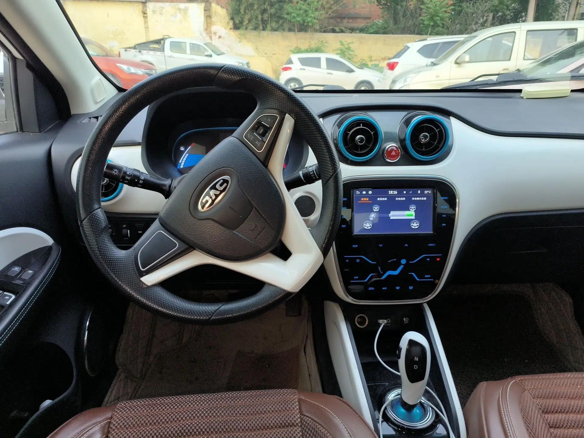 JAC Group iEV 2015 iEV5 — миниатюра 11