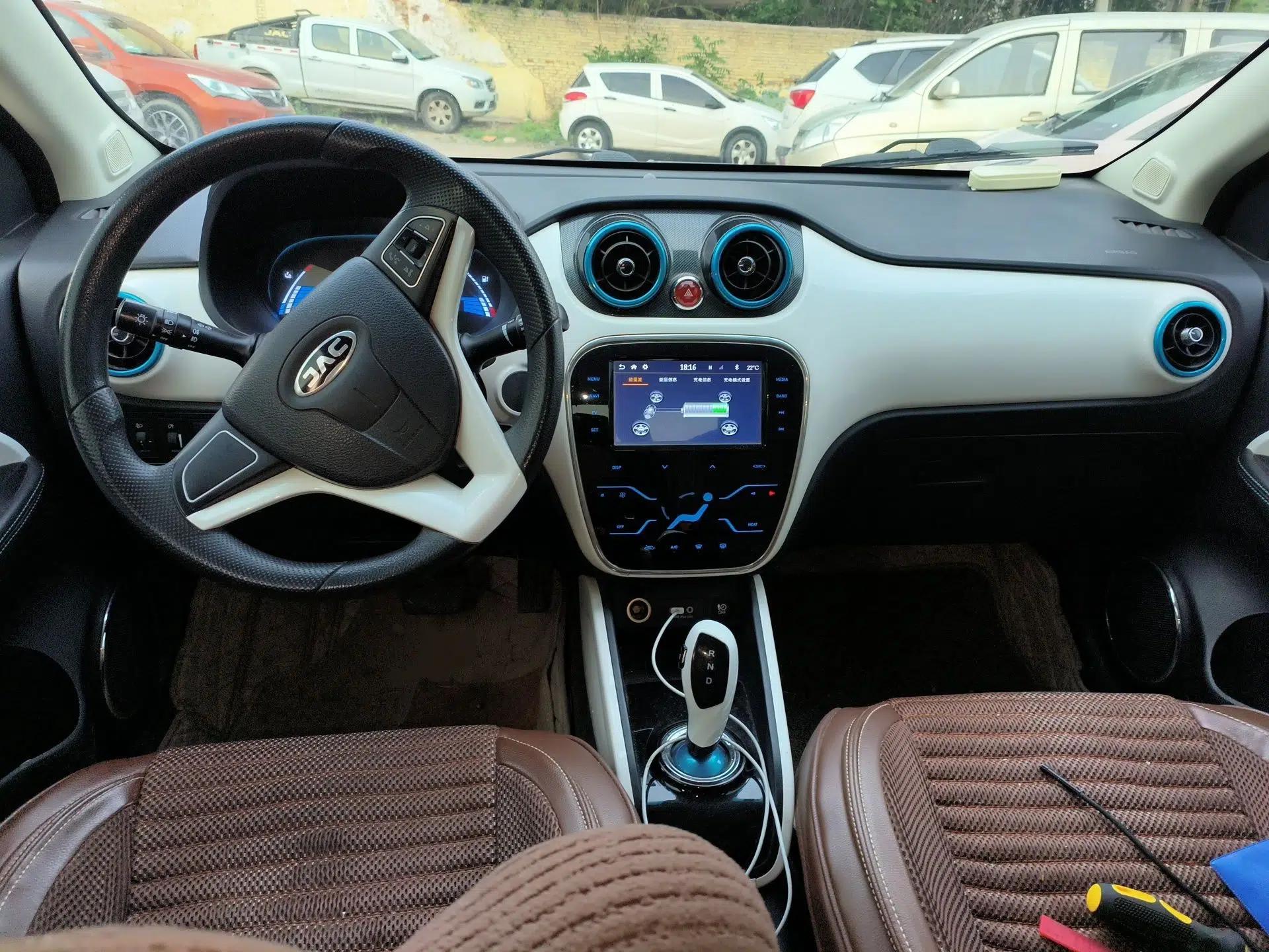 JAC Group iEV 2015 iEV5 — миниатюра 10