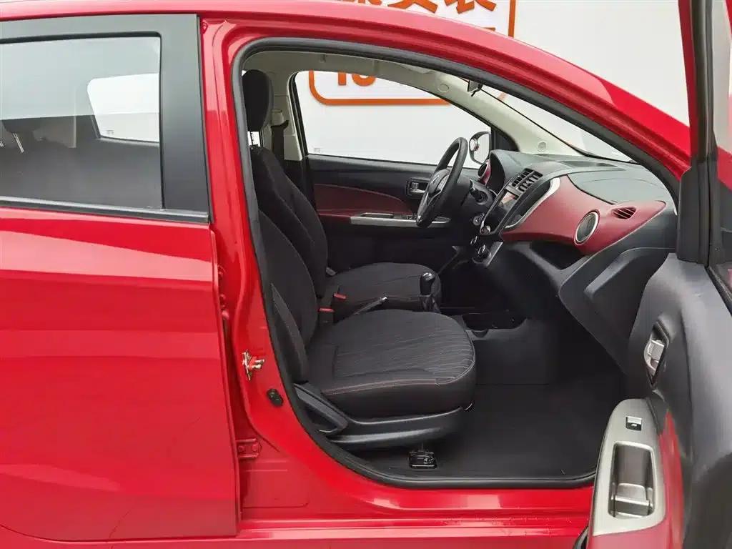 Benben 2014 1.4L Manual Deluxe Edition — миниатюра 23