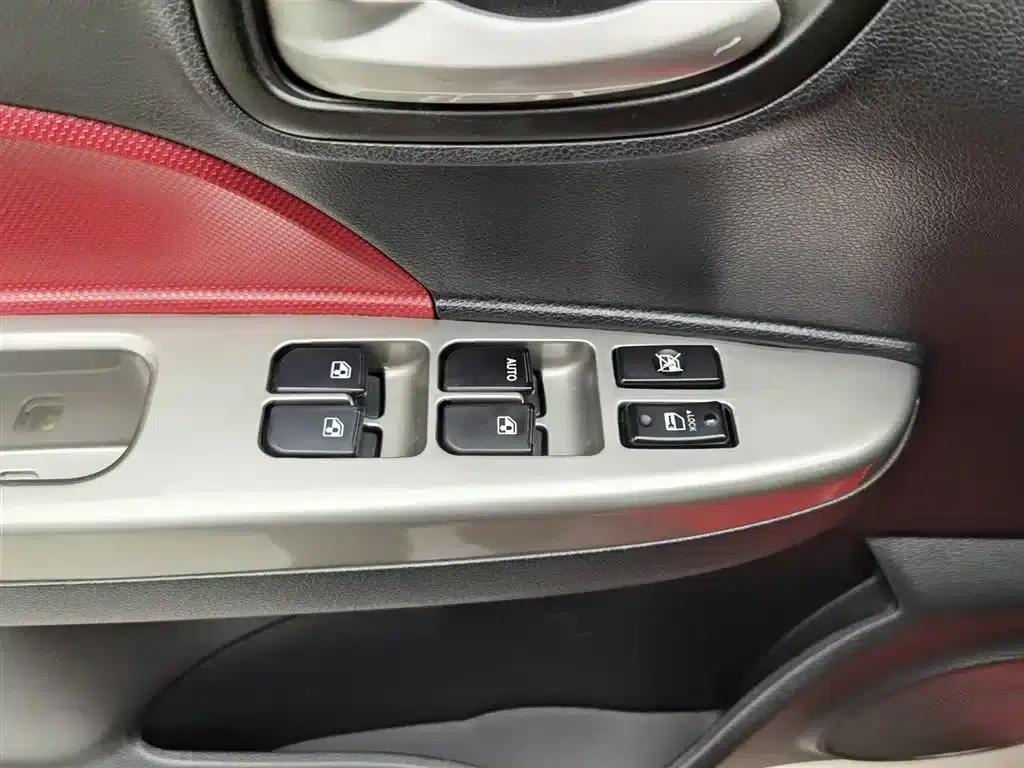 Benben 2014 1.4L Manual Deluxe Edition — миниатюра 9