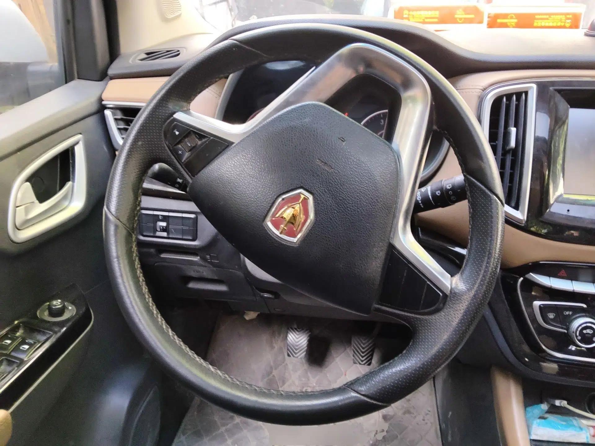 Jinbei F50 2017 1.6L Manual Luxury Model — миниатюра 11