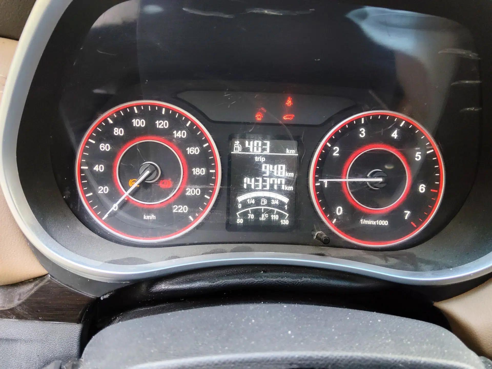 Jinbei F50 2017 1.6L Manual Luxury Model — миниатюра 12