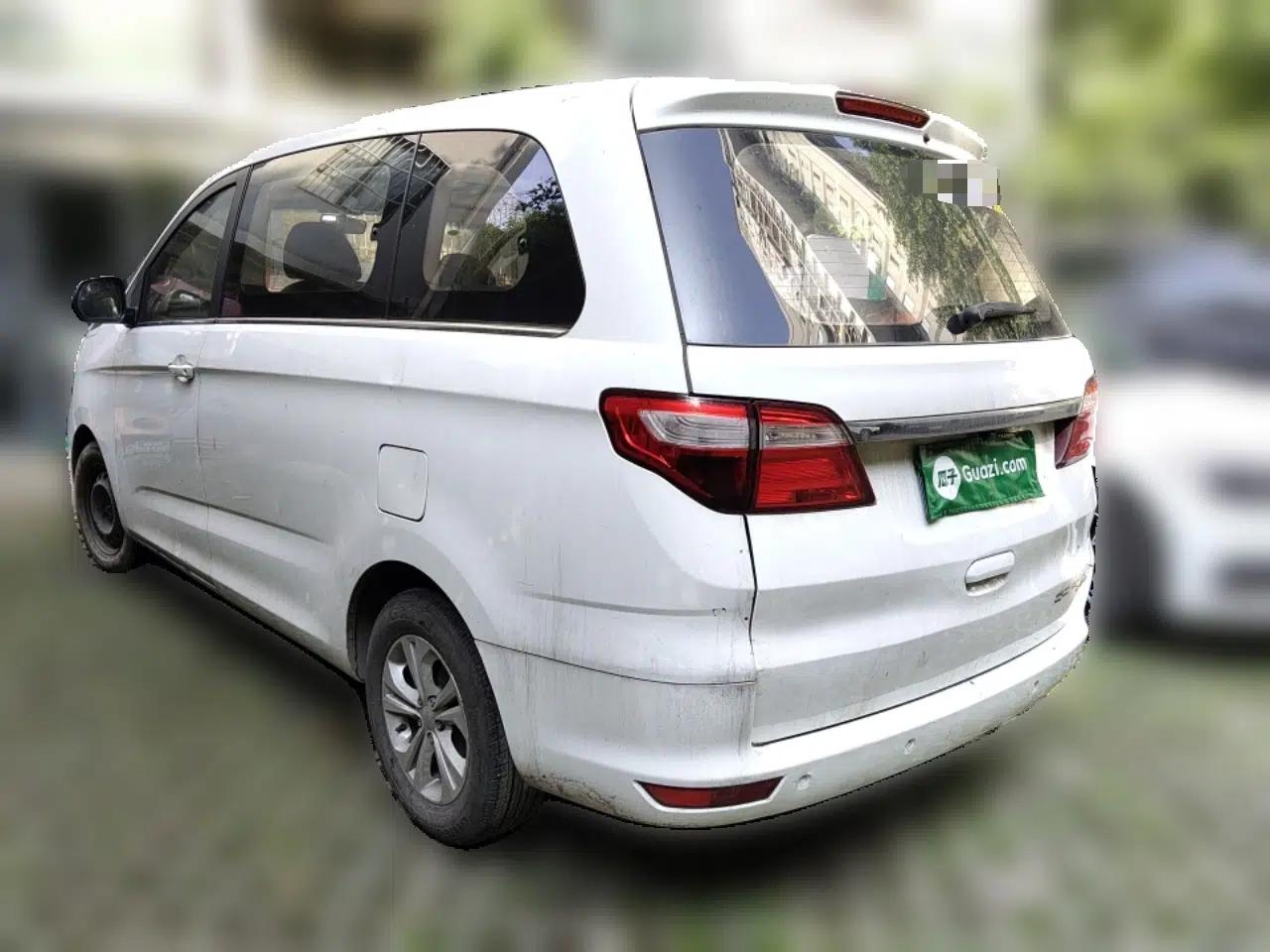 Jinbei F50 2017 1.6L Manual Luxury Model — миниатюра 4