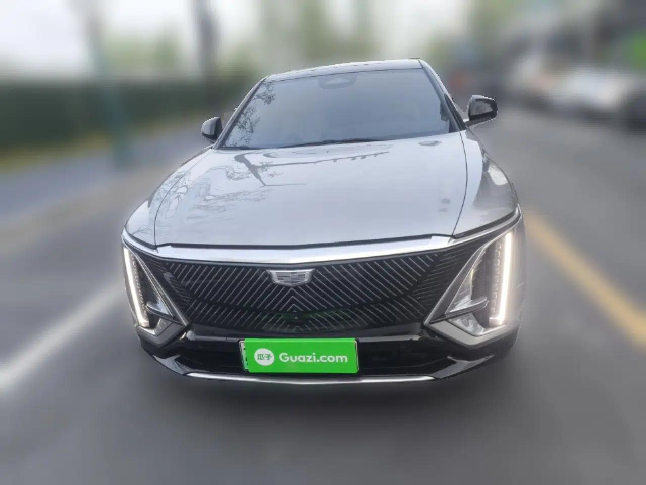 Cadillac LYRIQ 2022 Rear-Drive Long-Range Luxury Edition — миниатюра 2