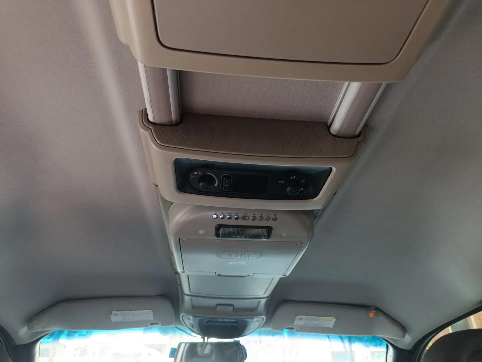 Chrysler Grand Voyager  — миниатюра 19