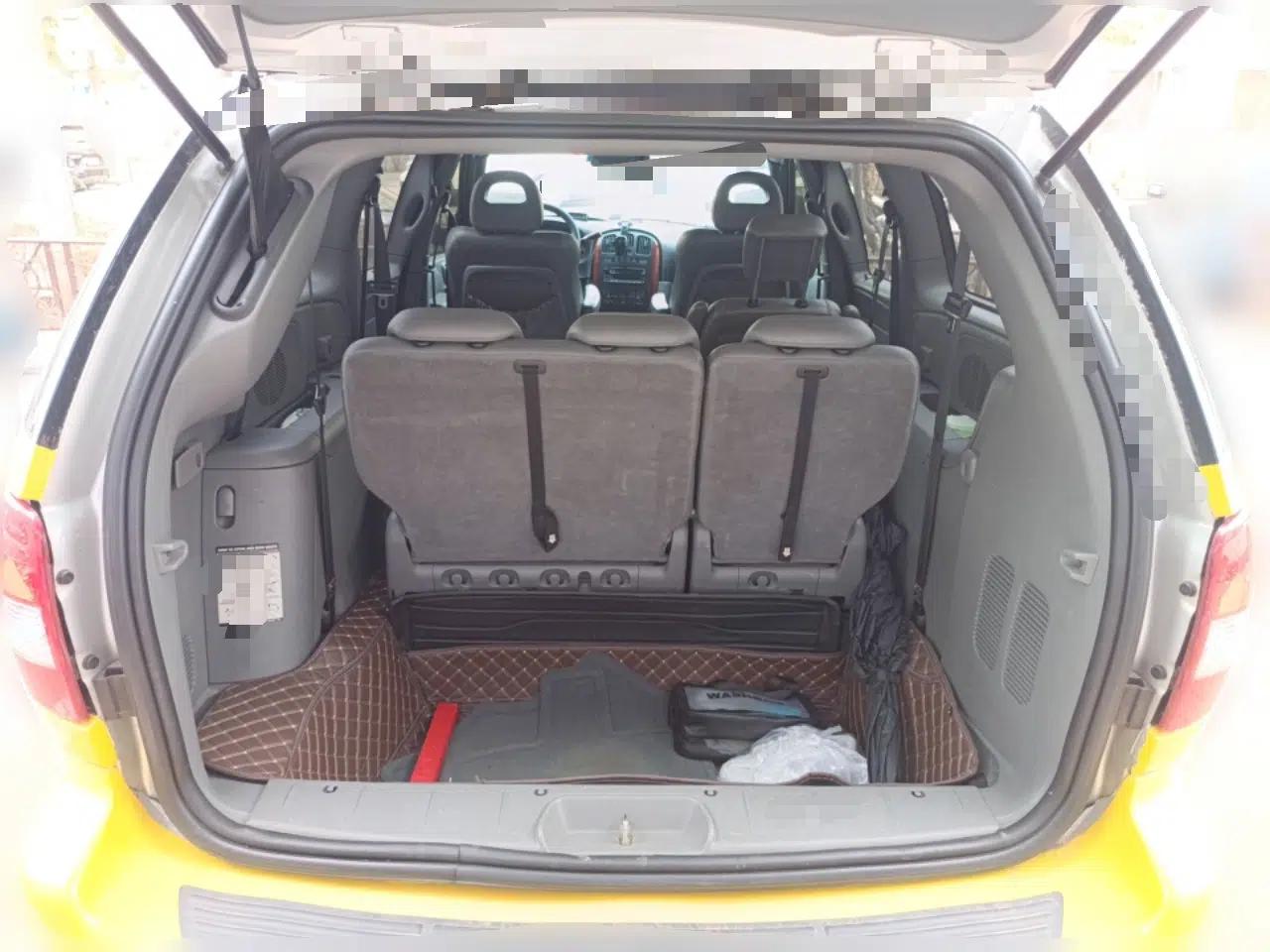 Chrysler Grand Voyager  — миниатюра 20