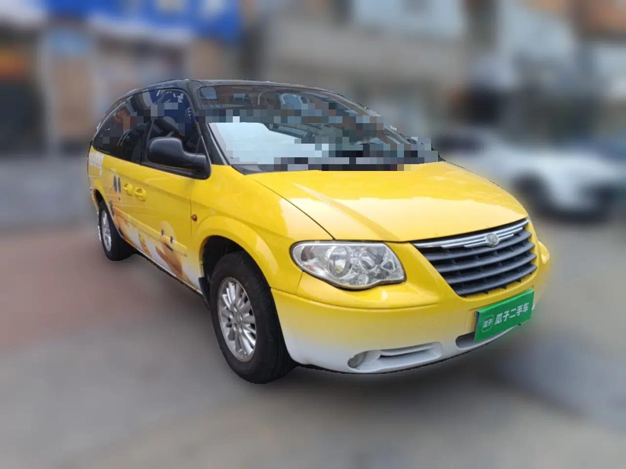 Chrysler Grand Voyager  — миниатюра 3