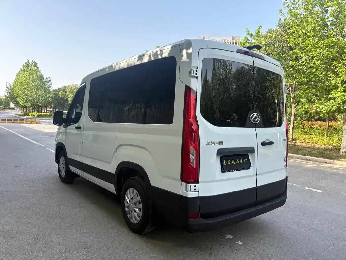 Xintu V90 2022 2.0T Manual Yunjie Front-wheel Drive Short Wheelbase Mid-roof Rear Single Tire 6 Seats — миниатюра 6